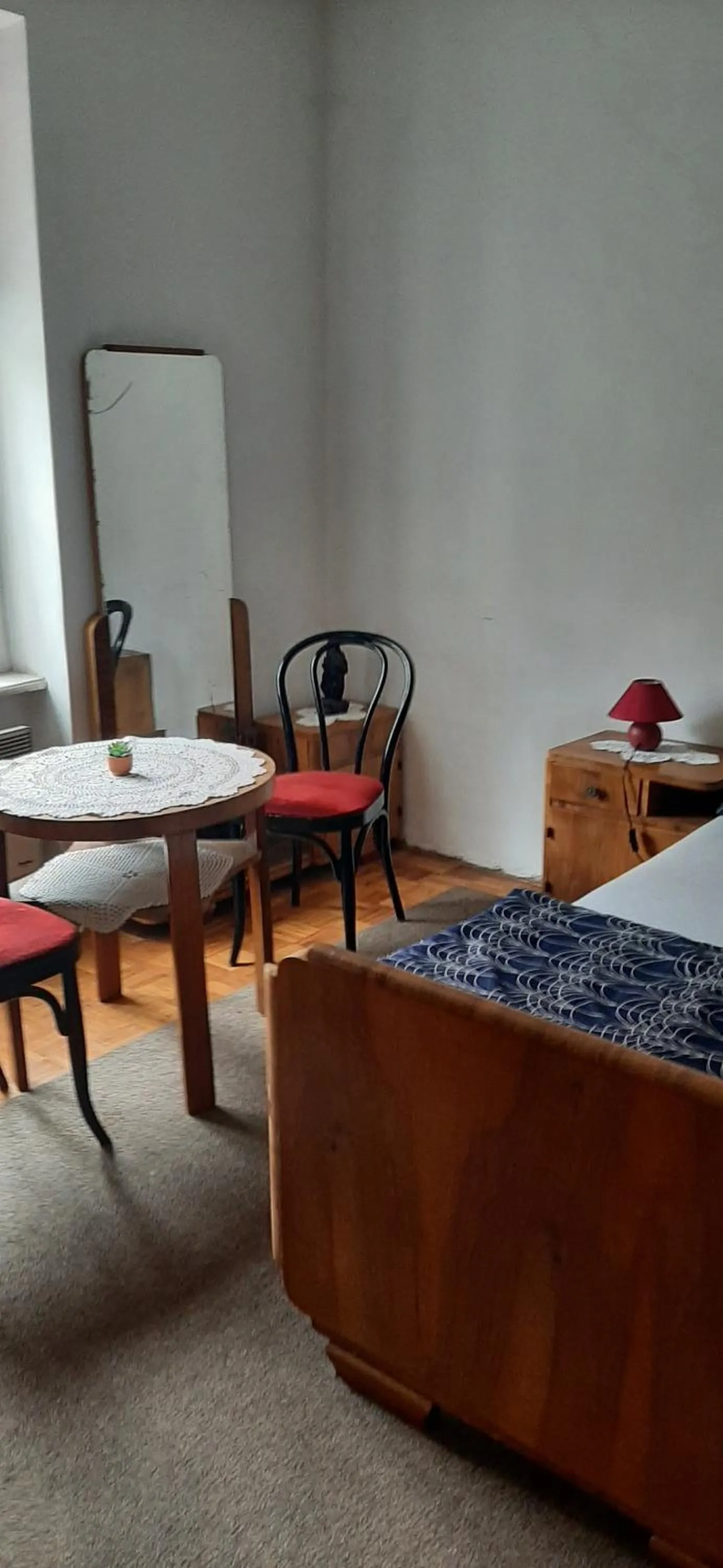 Bedroom, Bed in Apartment History