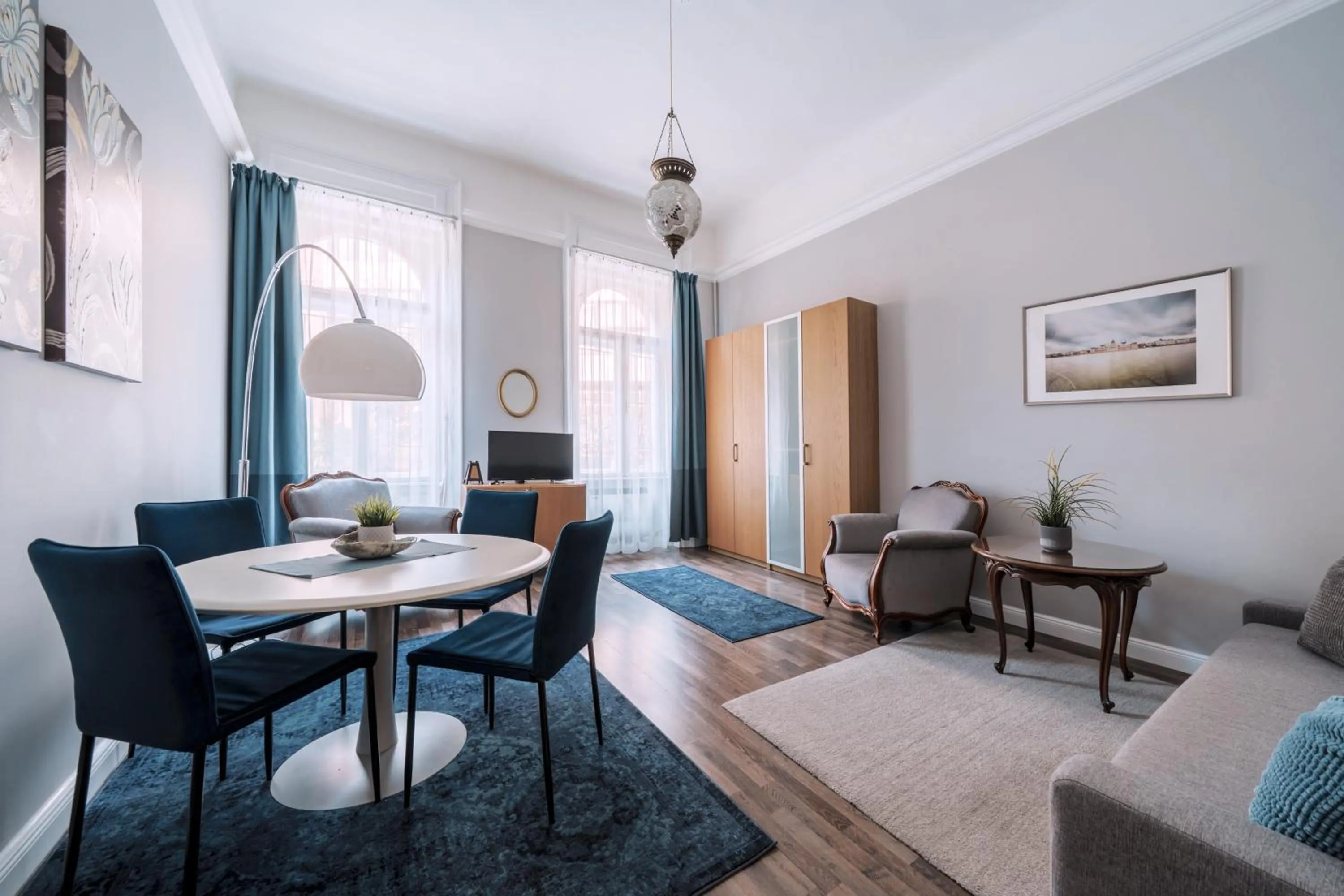 Living room in New York Cafe Apartment in Center