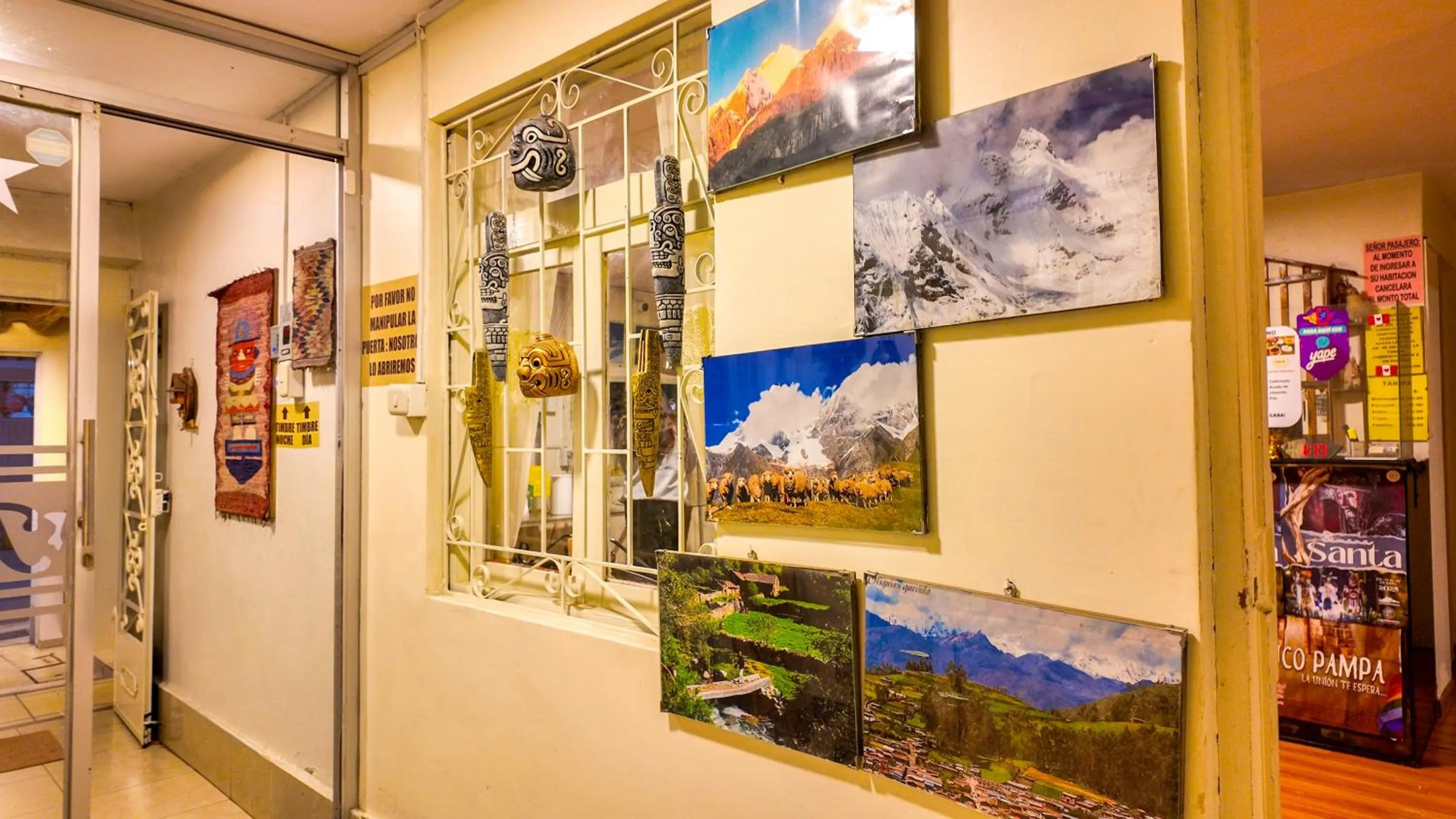 Lobby or reception in Hotel Virgen del Carmen - Huaraz