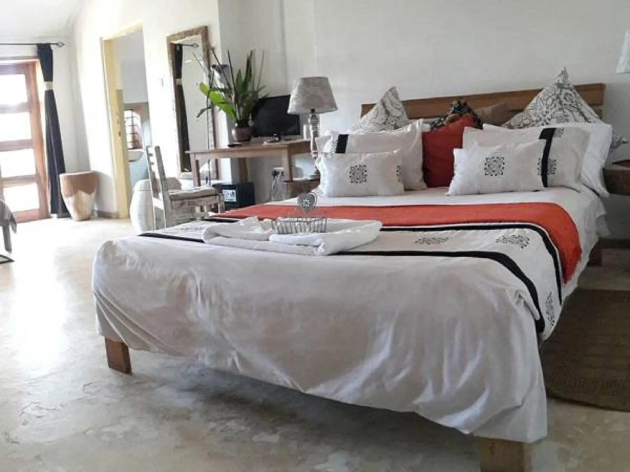 Day in Gately Inn Entebbe