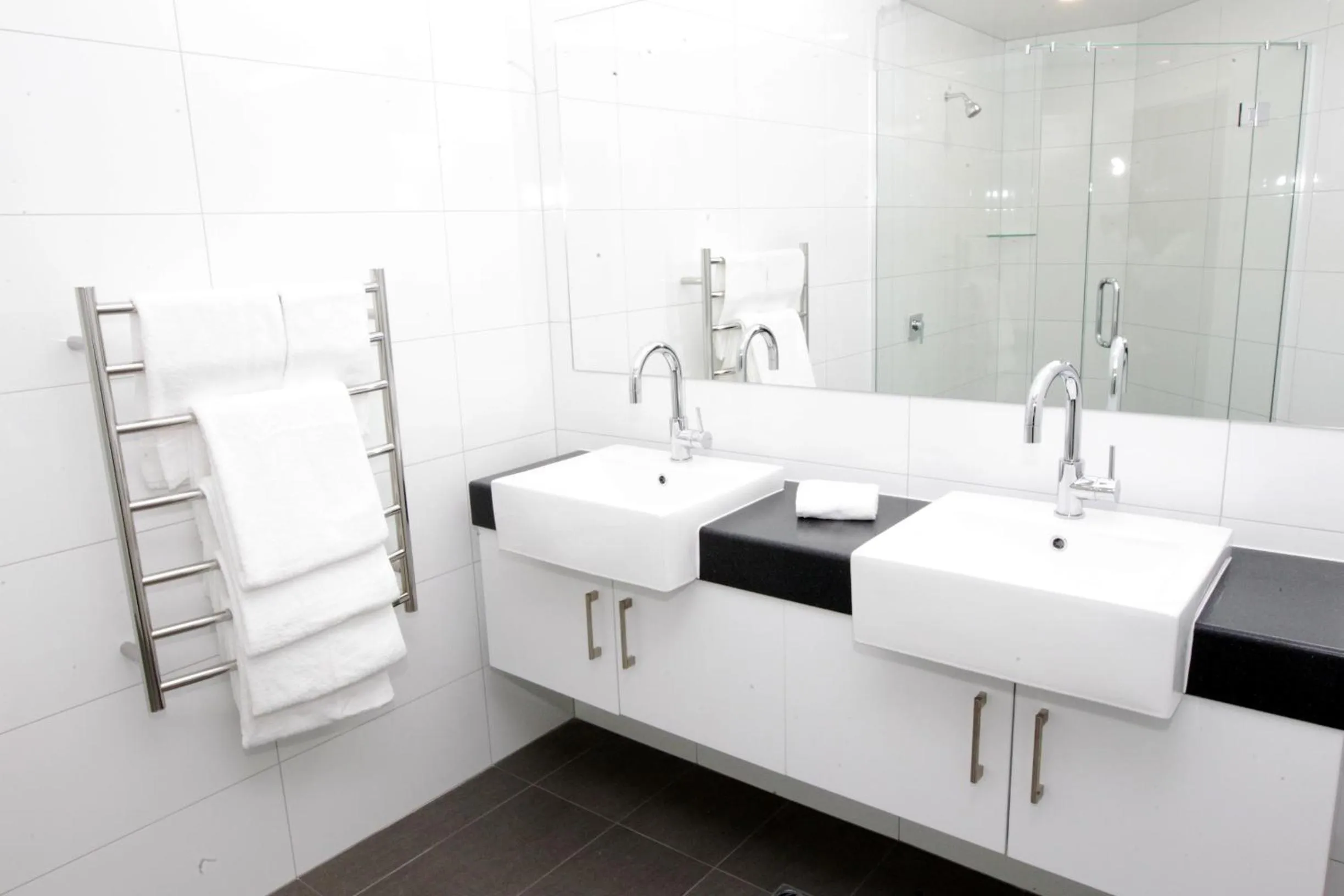 Bathroom in East Pier Hotel