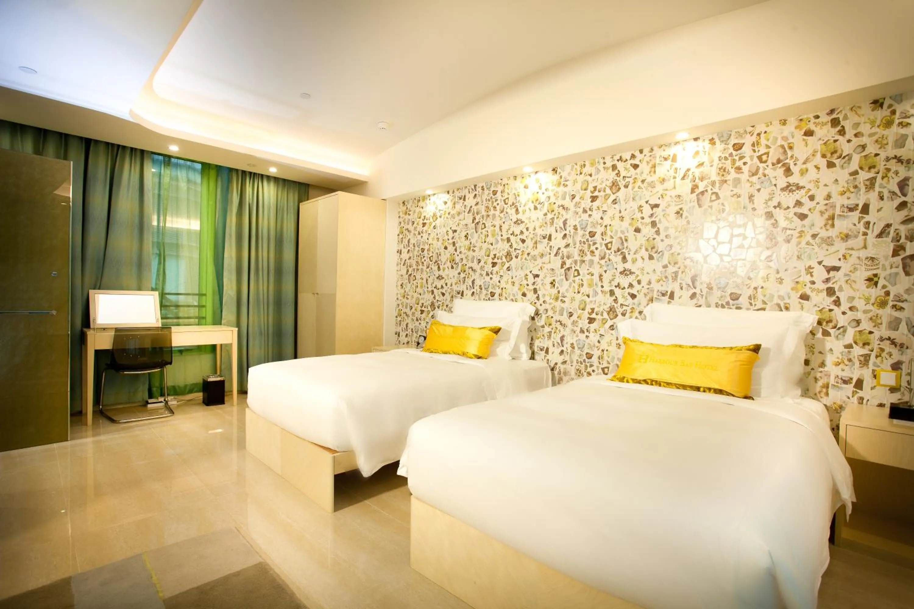 Photo of the whole room in Harbour Bay Hotel