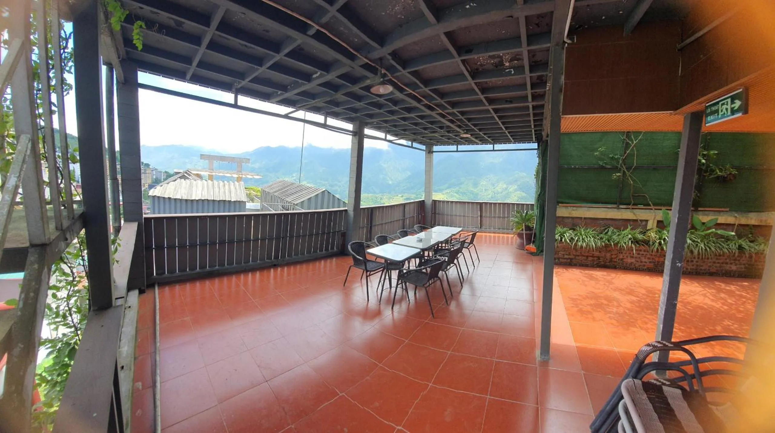 Patio in Phuong Nam Hotel