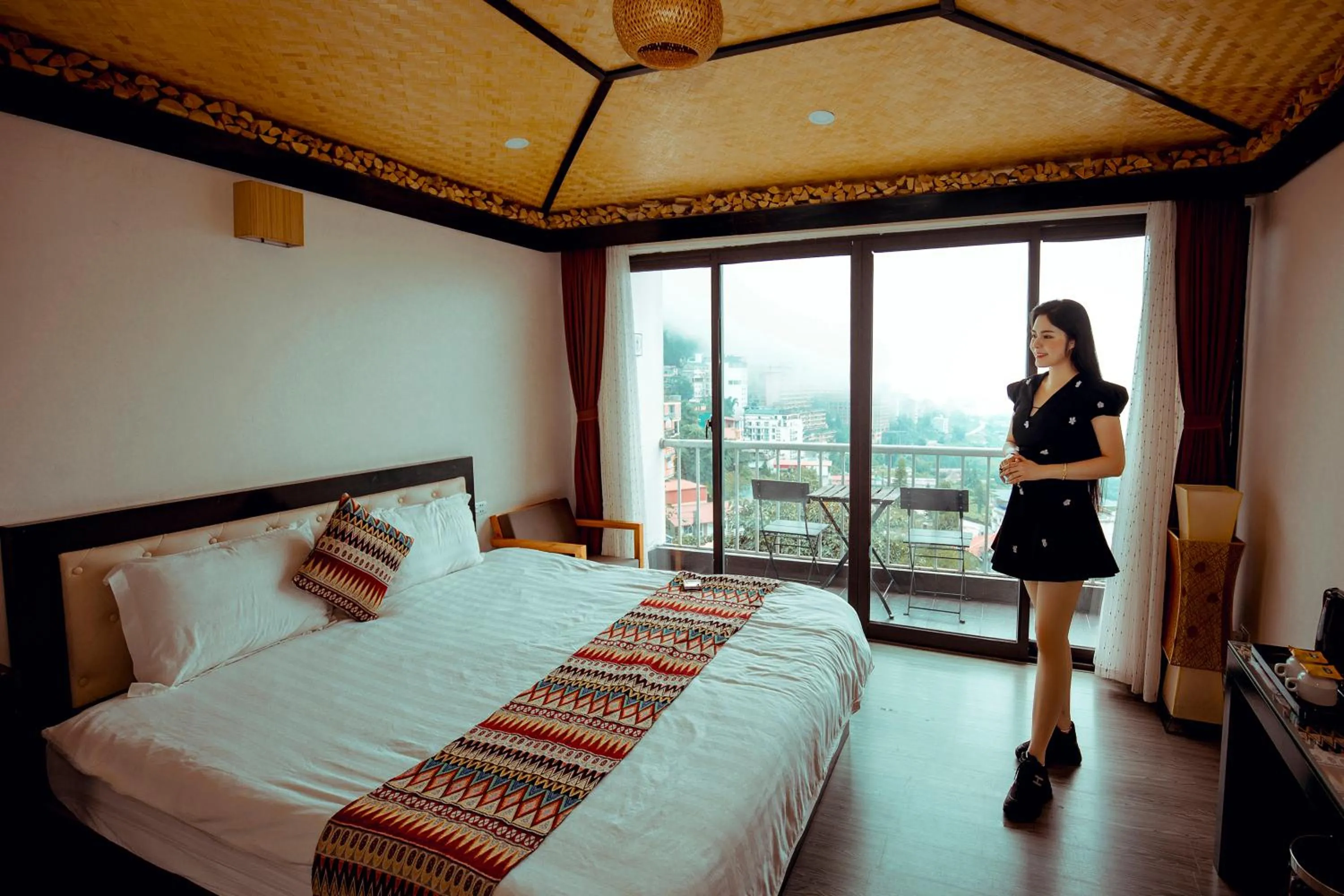 Photo of the whole room, Bed in Phuong Nam Hotel