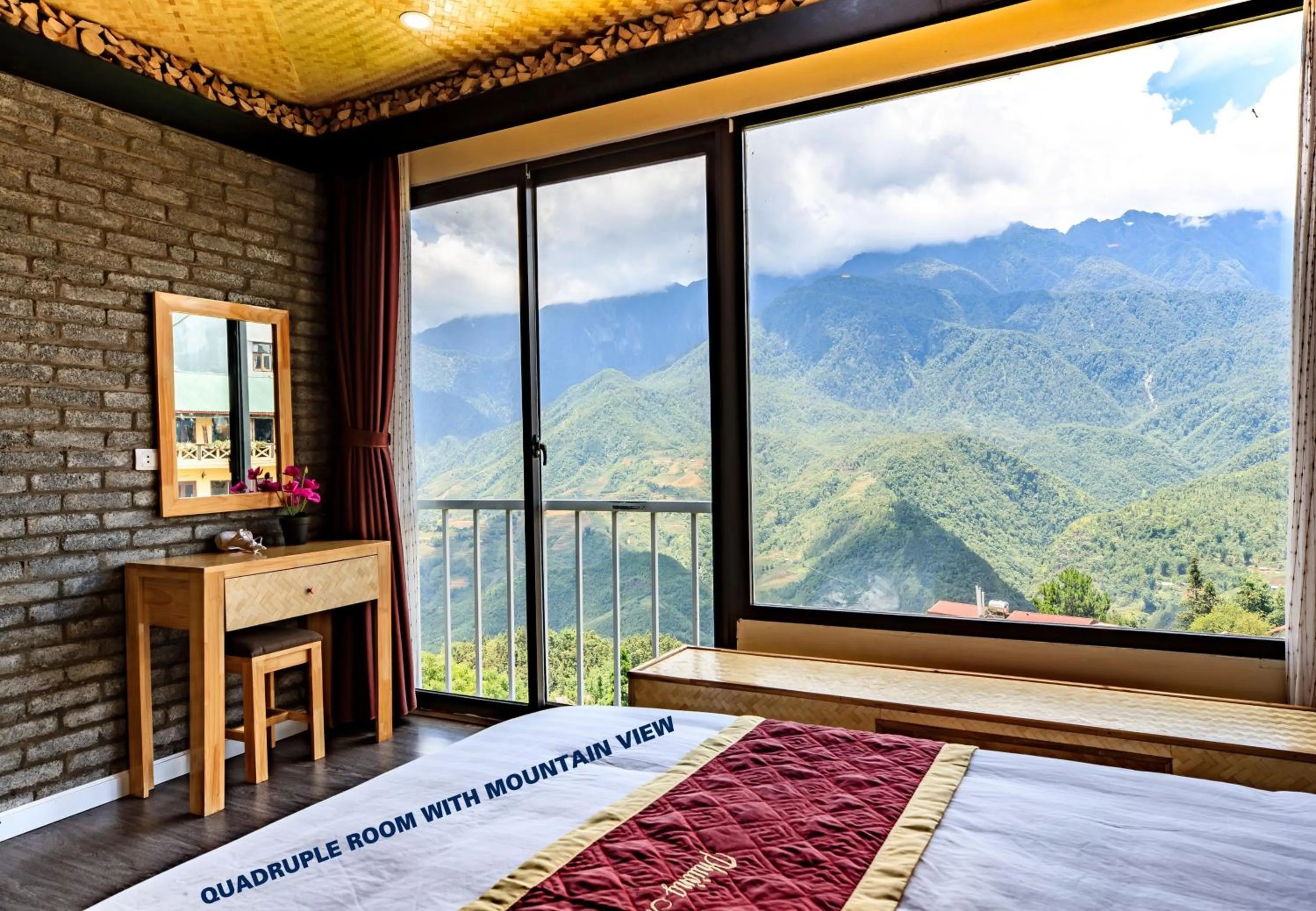 Photo of the whole room in Phuong Nam Hotel