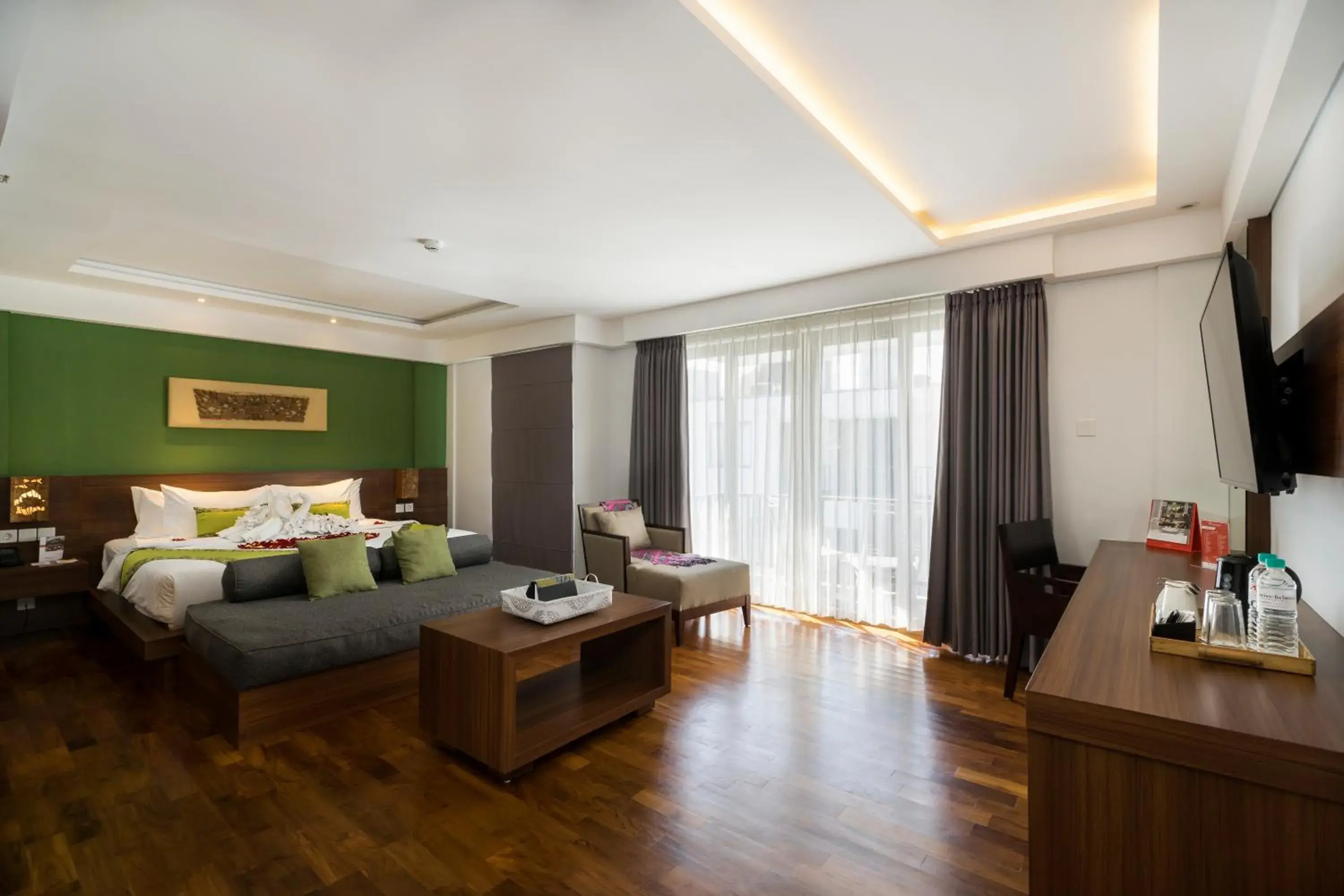 Photo of the whole room, Bed in d'primahotel Petitenget Seminyak 2 Photo of the whole room, Bed in d'primahotel Petitenget Seminyak 2