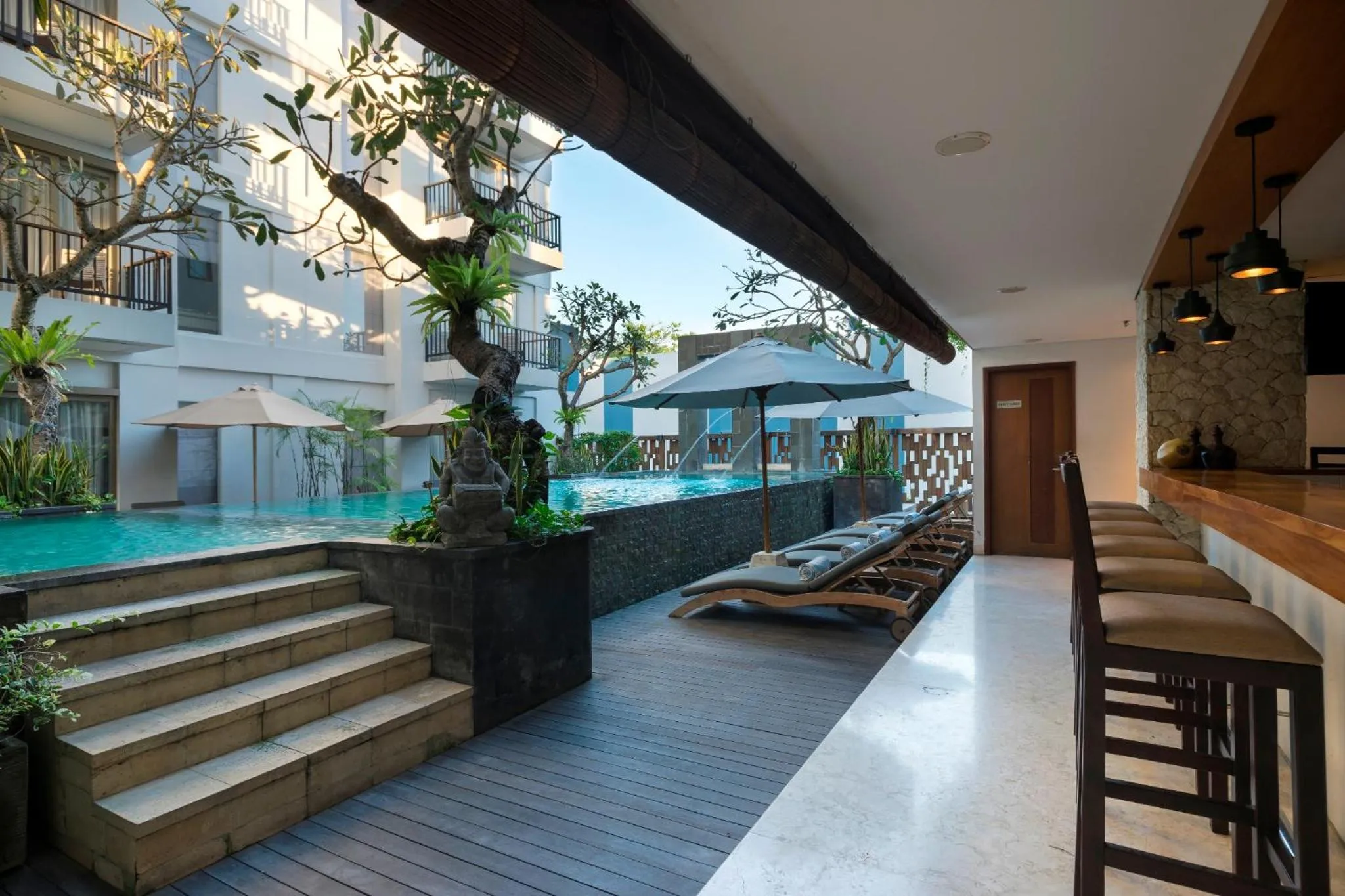 Lounge or bar in d'primahotel Petitenget Seminyak 2