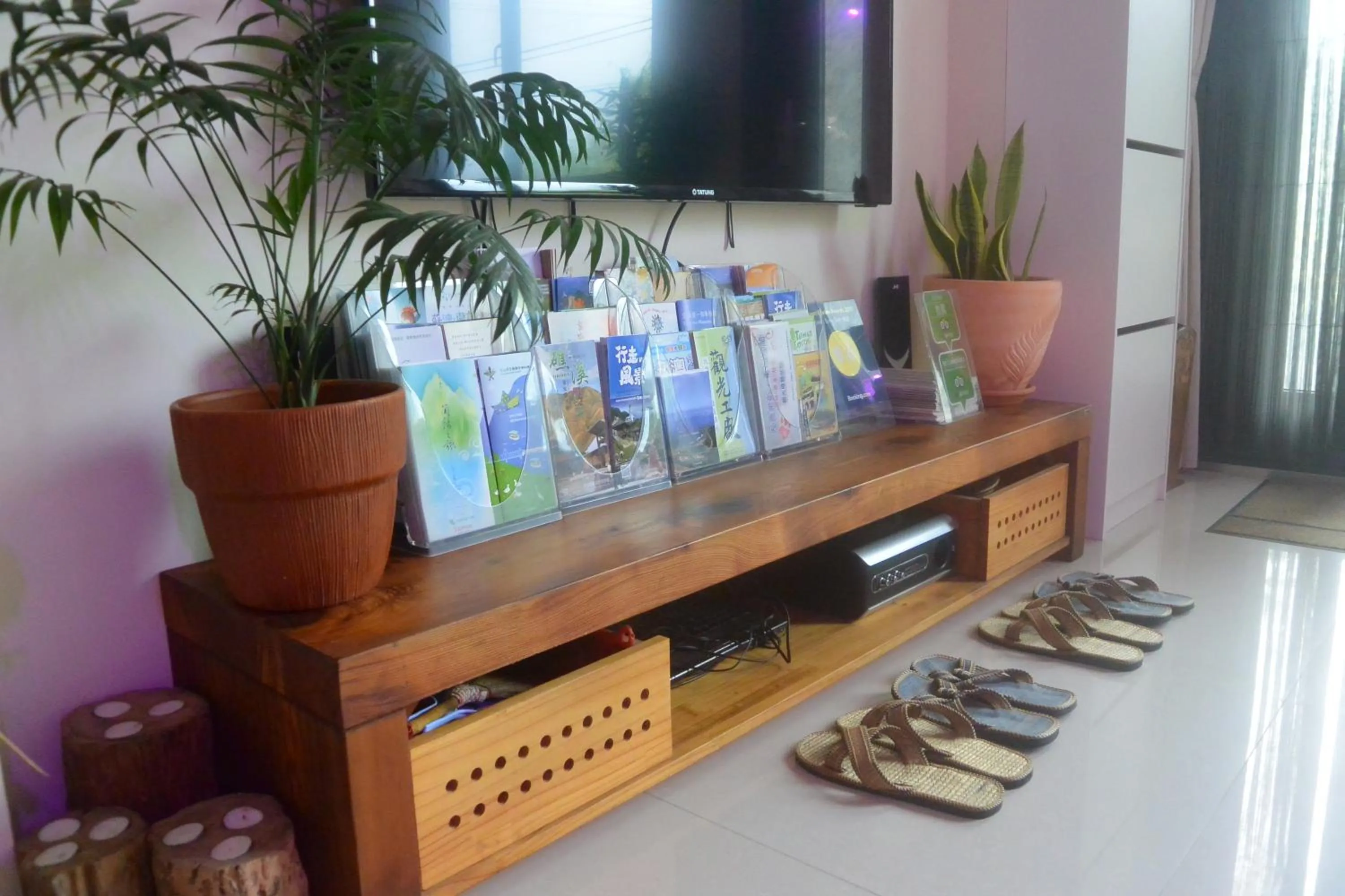 Decorative detail in Jiaoxi Song Tian B&B