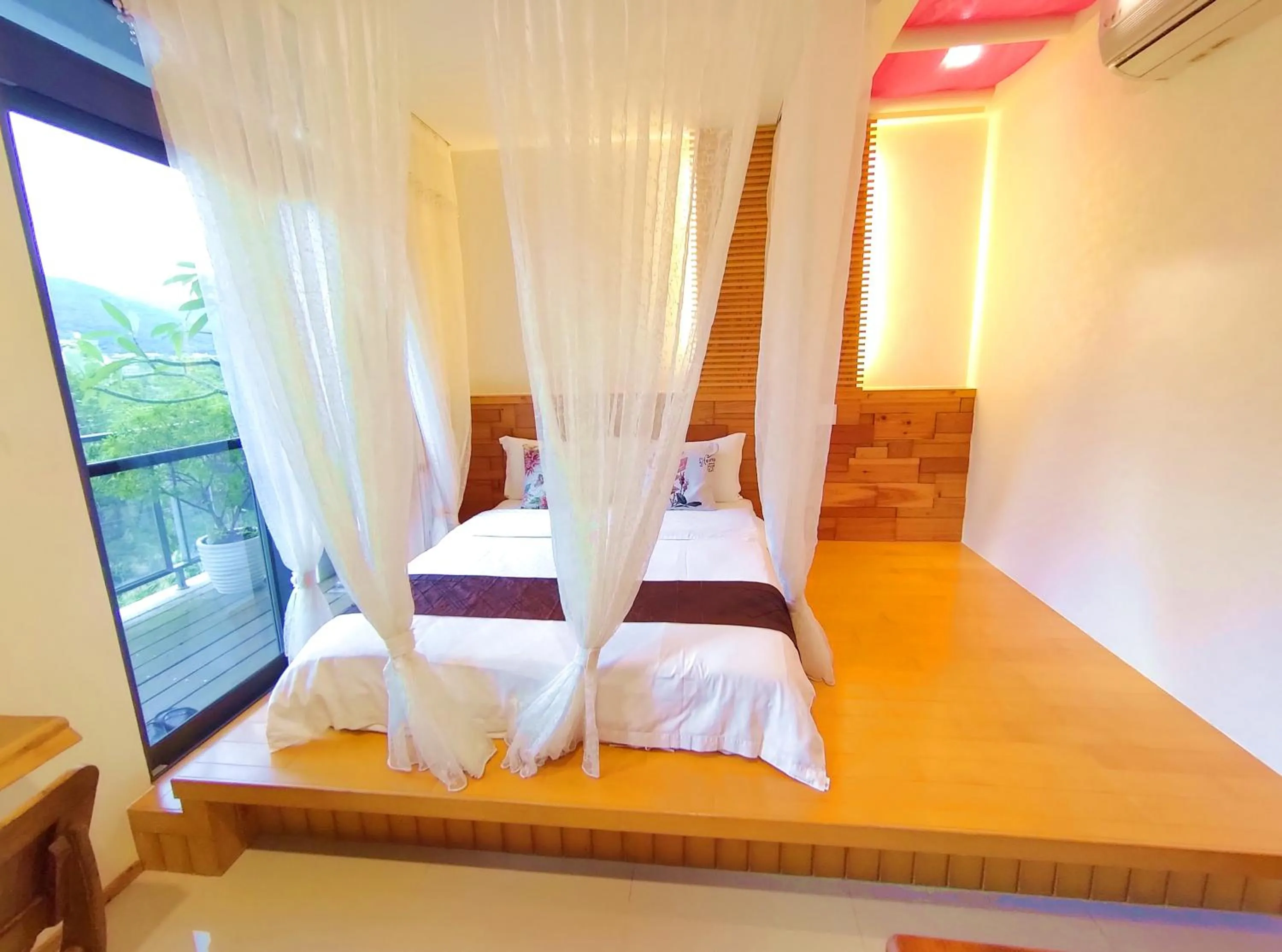 Bedroom, Bed in Jiaoxi Song Tian B&B