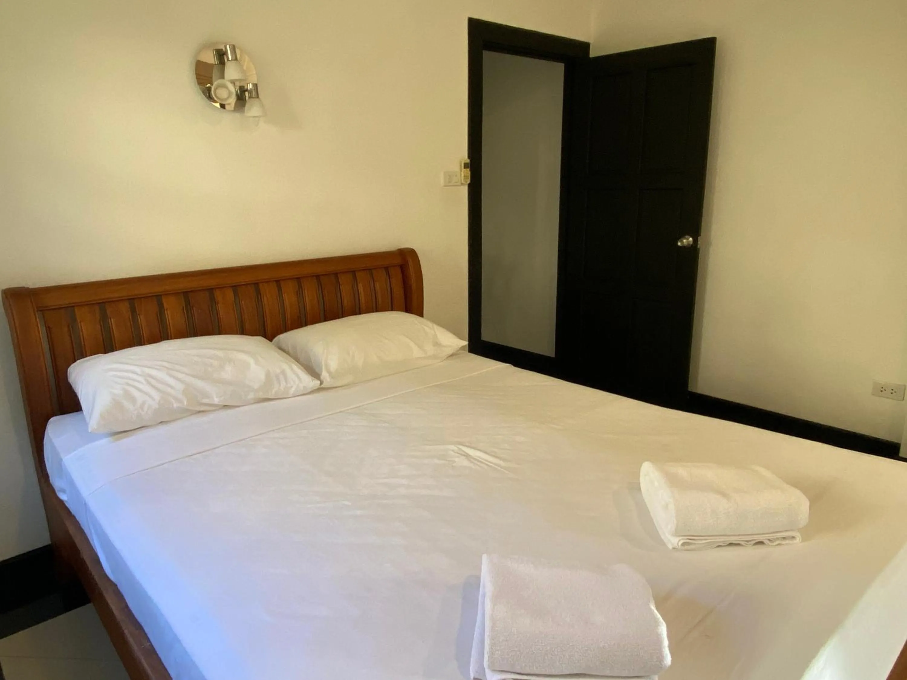 Bed in Samui Green Life