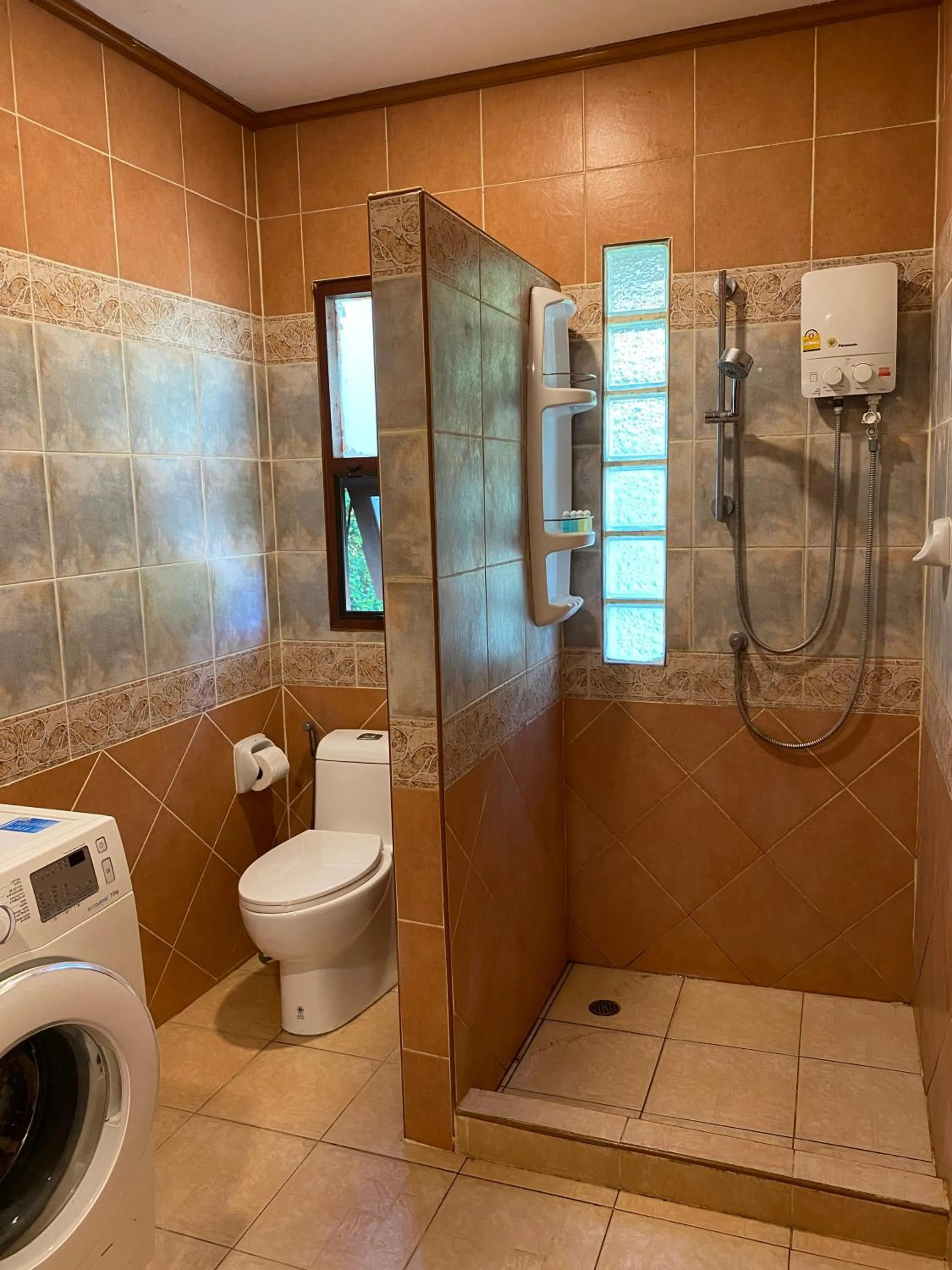 Shower in Samui Green Life