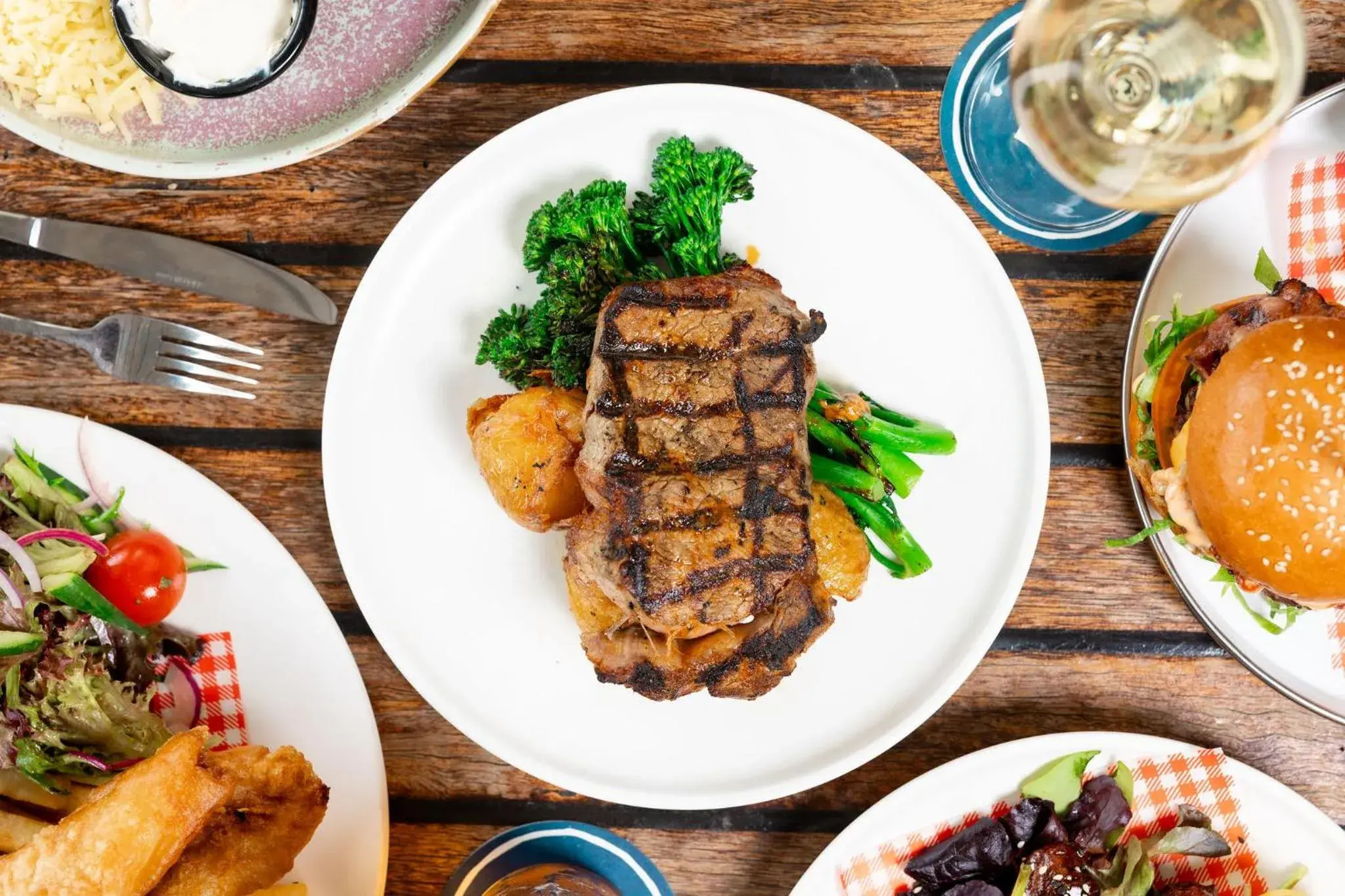 Food and drinks in Hornsby Inn Food and drinks in Hornsby Inn