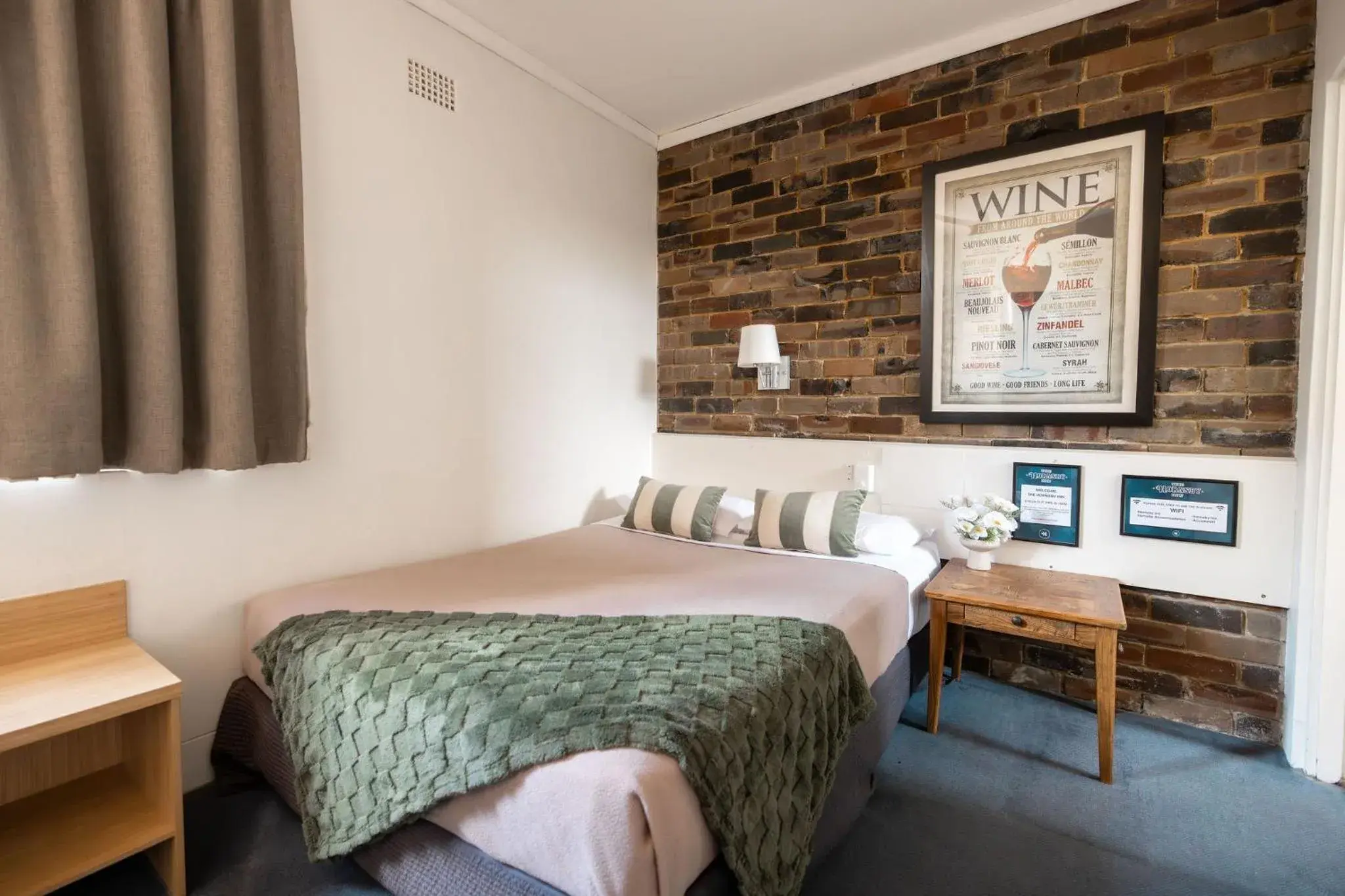 Bed in Hornsby Inn Bed in Hornsby Inn