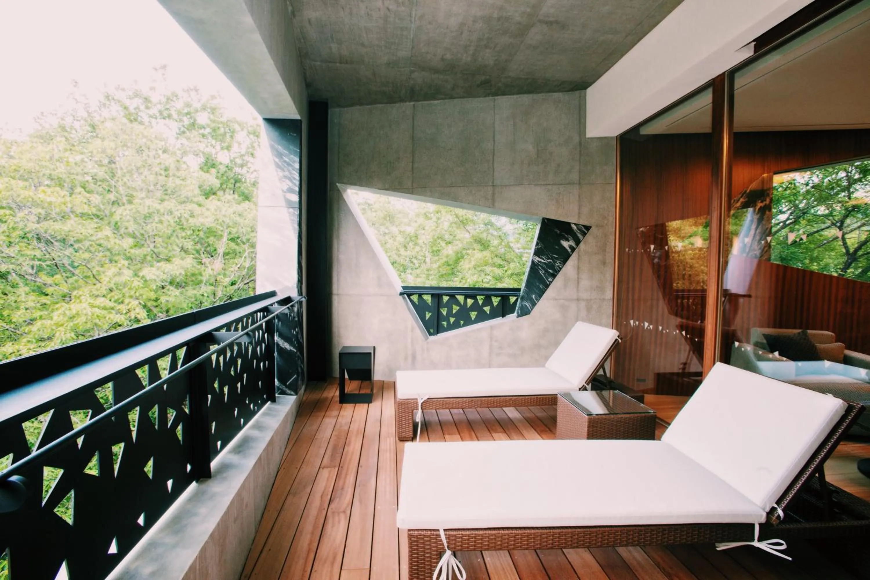 Balcony/Terrace in HOTEL KEYFOREST HOKUTO