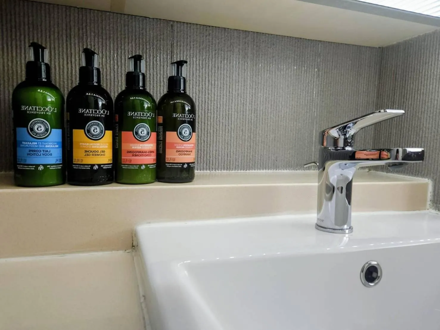 Bathroom in 花漾村聲民宿 歐舒丹洗沐 停車場