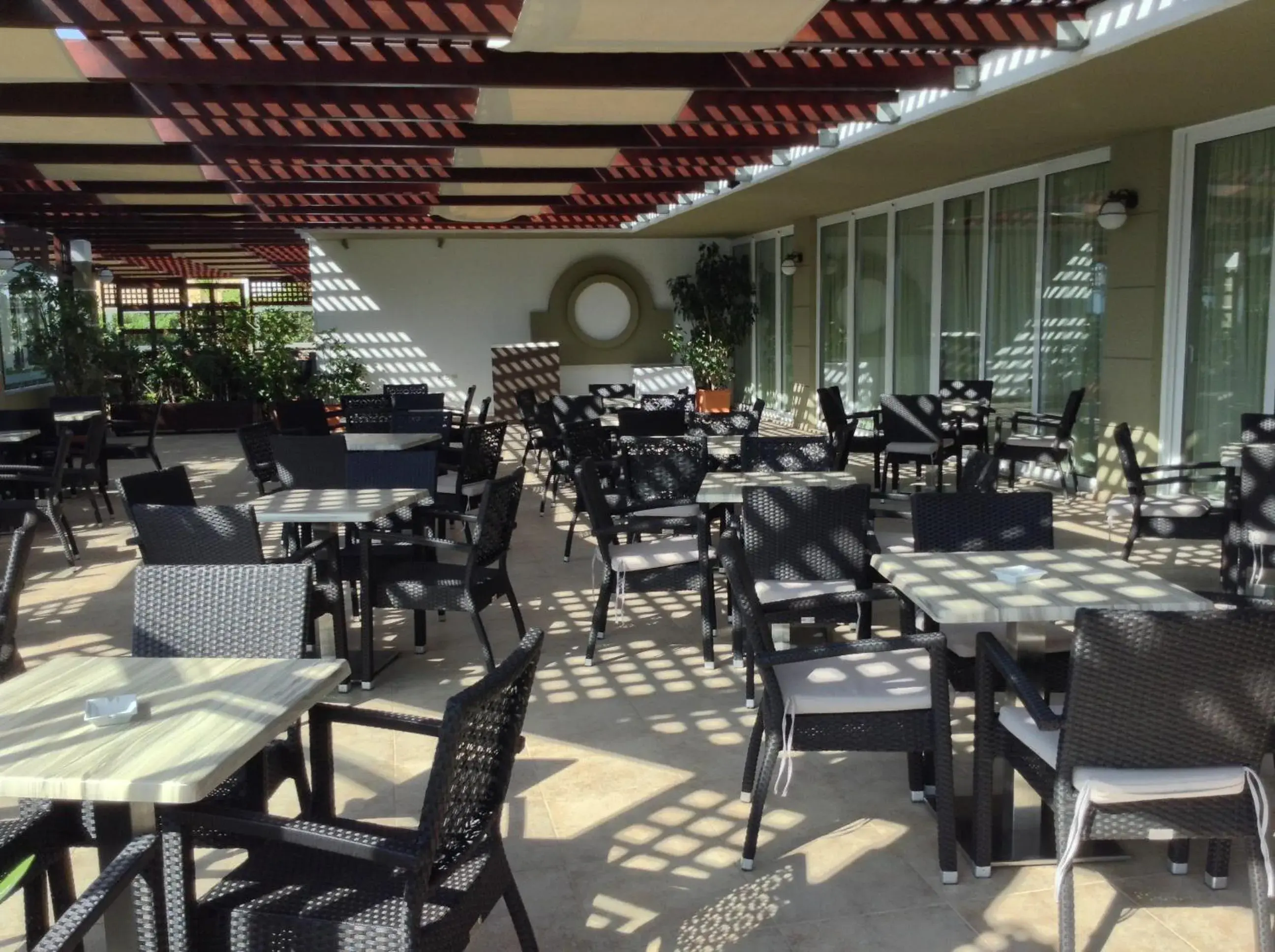 Restaurant/places to eat in Sirene Beach Hotel Restaurant/places to eat in Sirene Beach Hotel