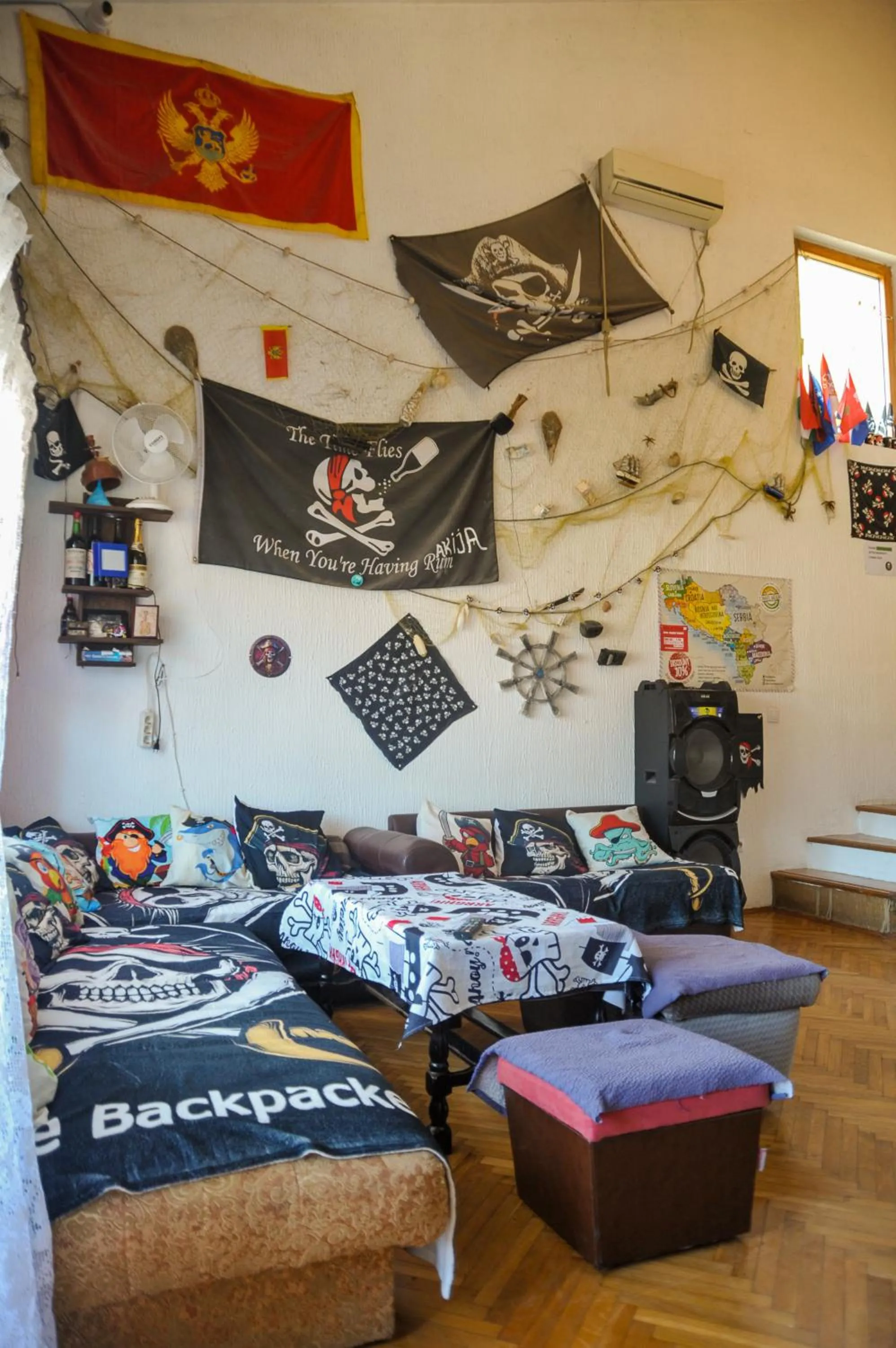 Bed in Pirate Backpackers