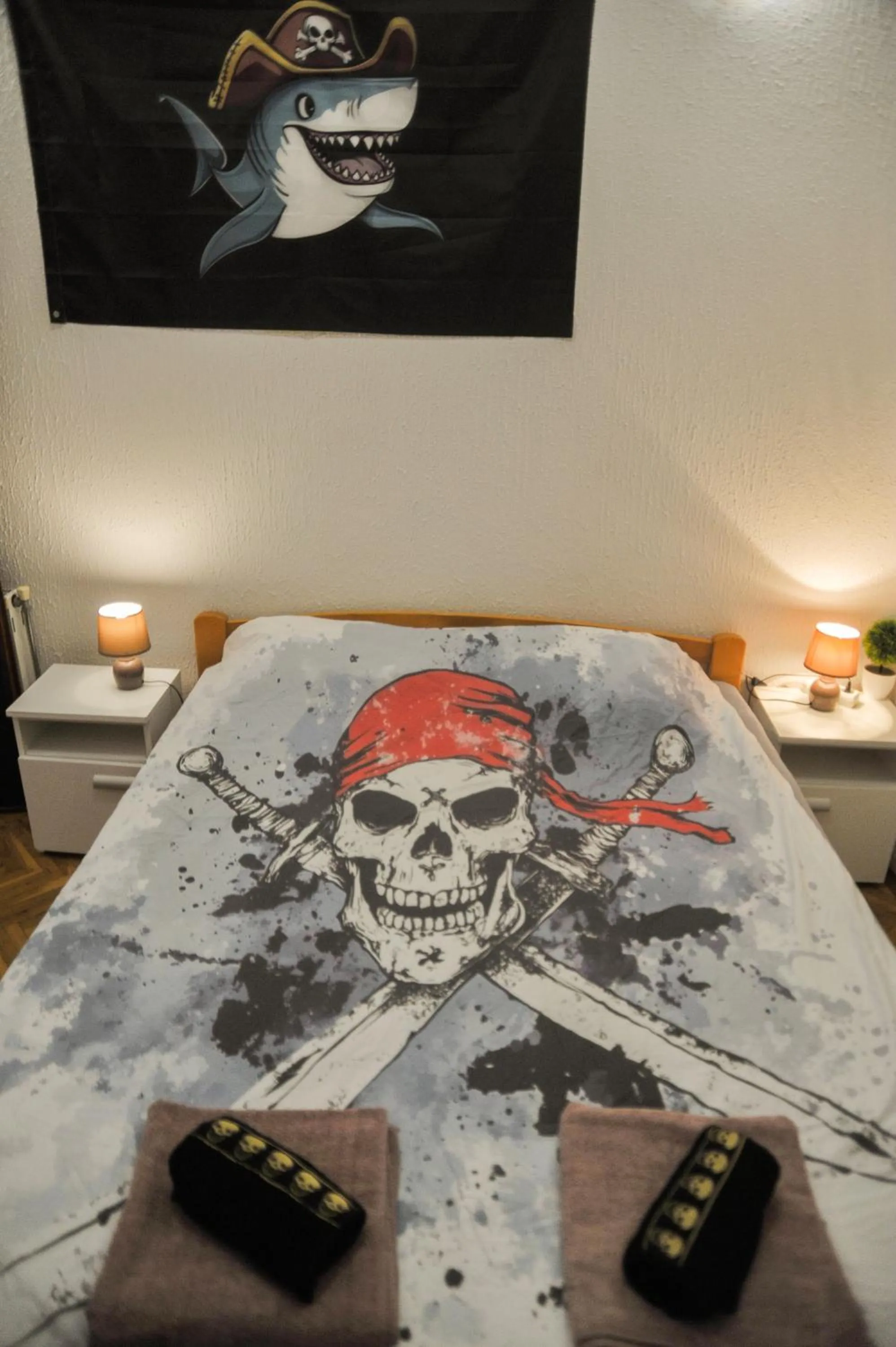 Bed in Pirate Backpackers