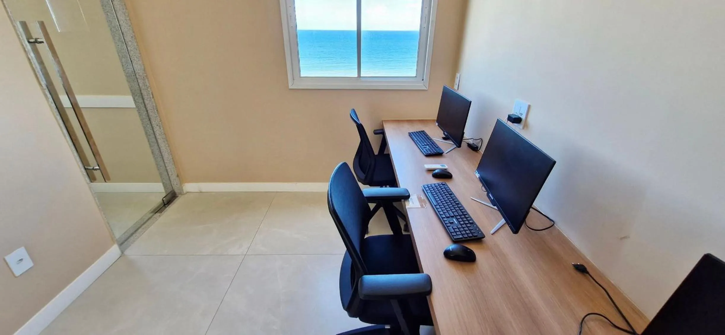 Area and facilities in COCAZ0106 - Smart Sol do Costa Azul