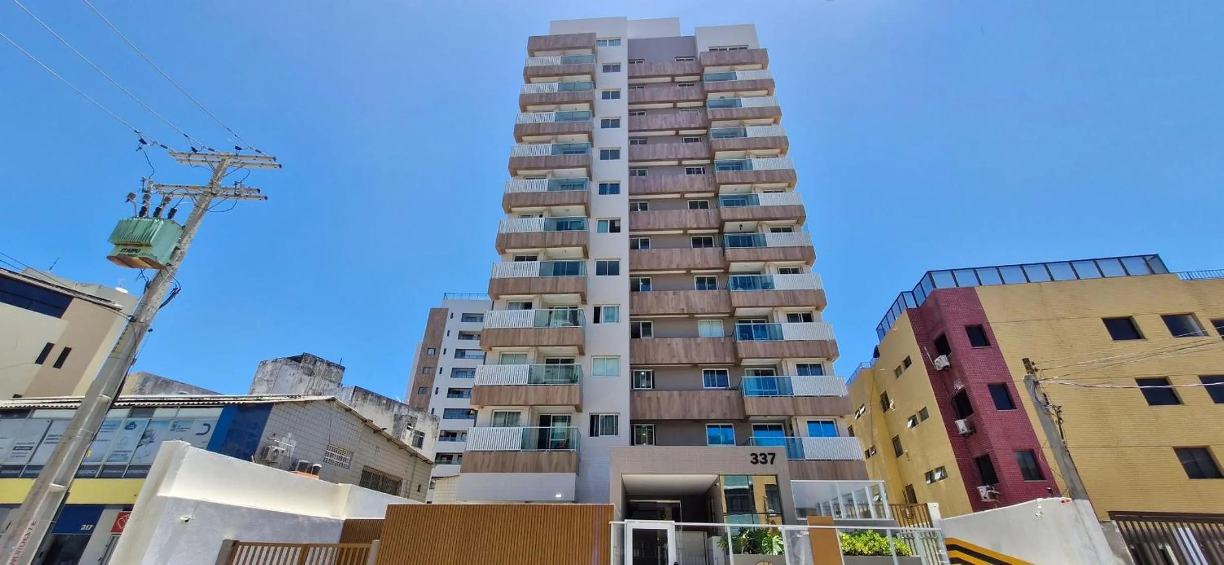 Facade/entrance in COCAZ0106 - Smart Sol do Costa Azul