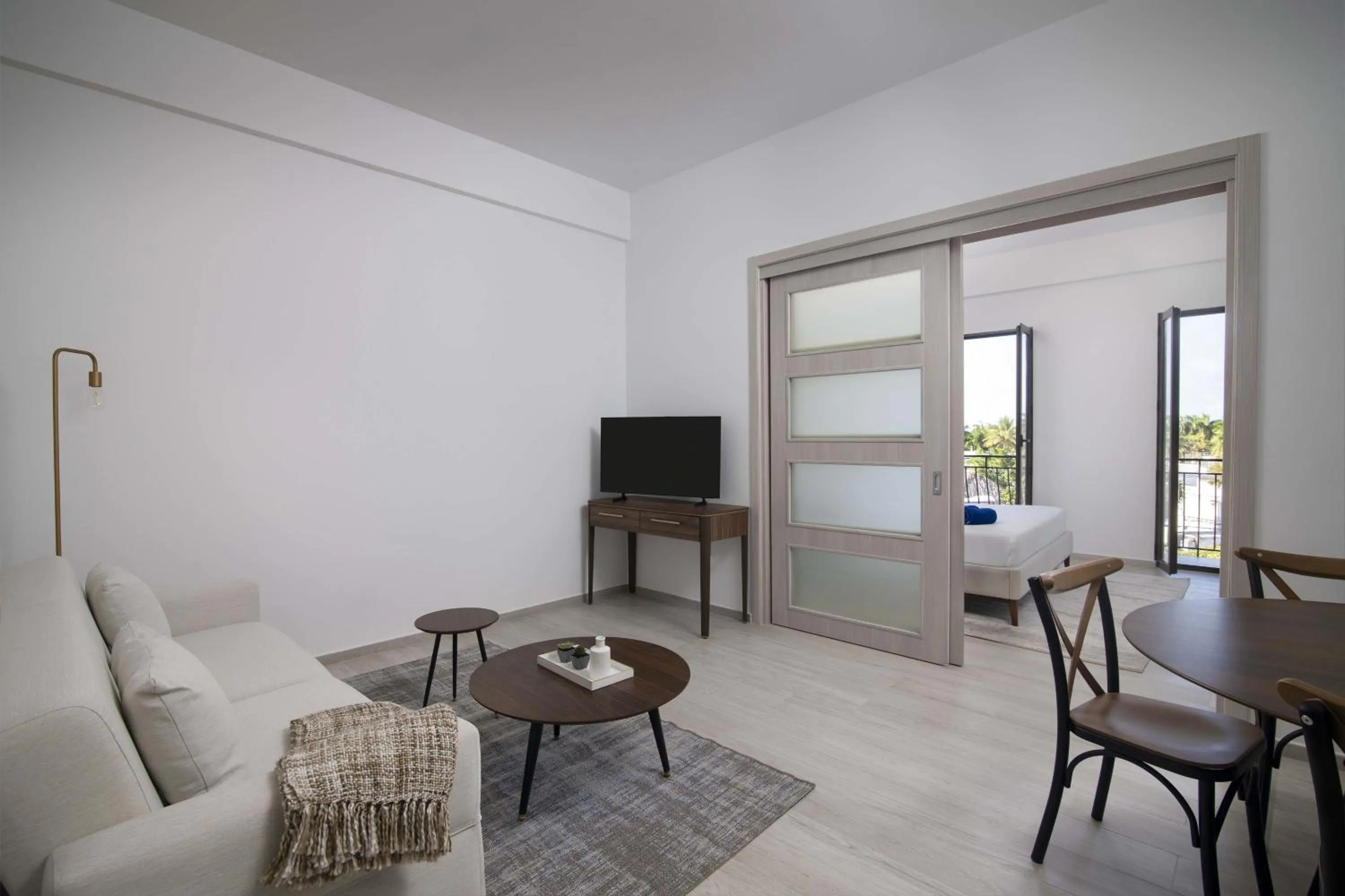 Communal lounge/ TV room in Reserva Real by Harper