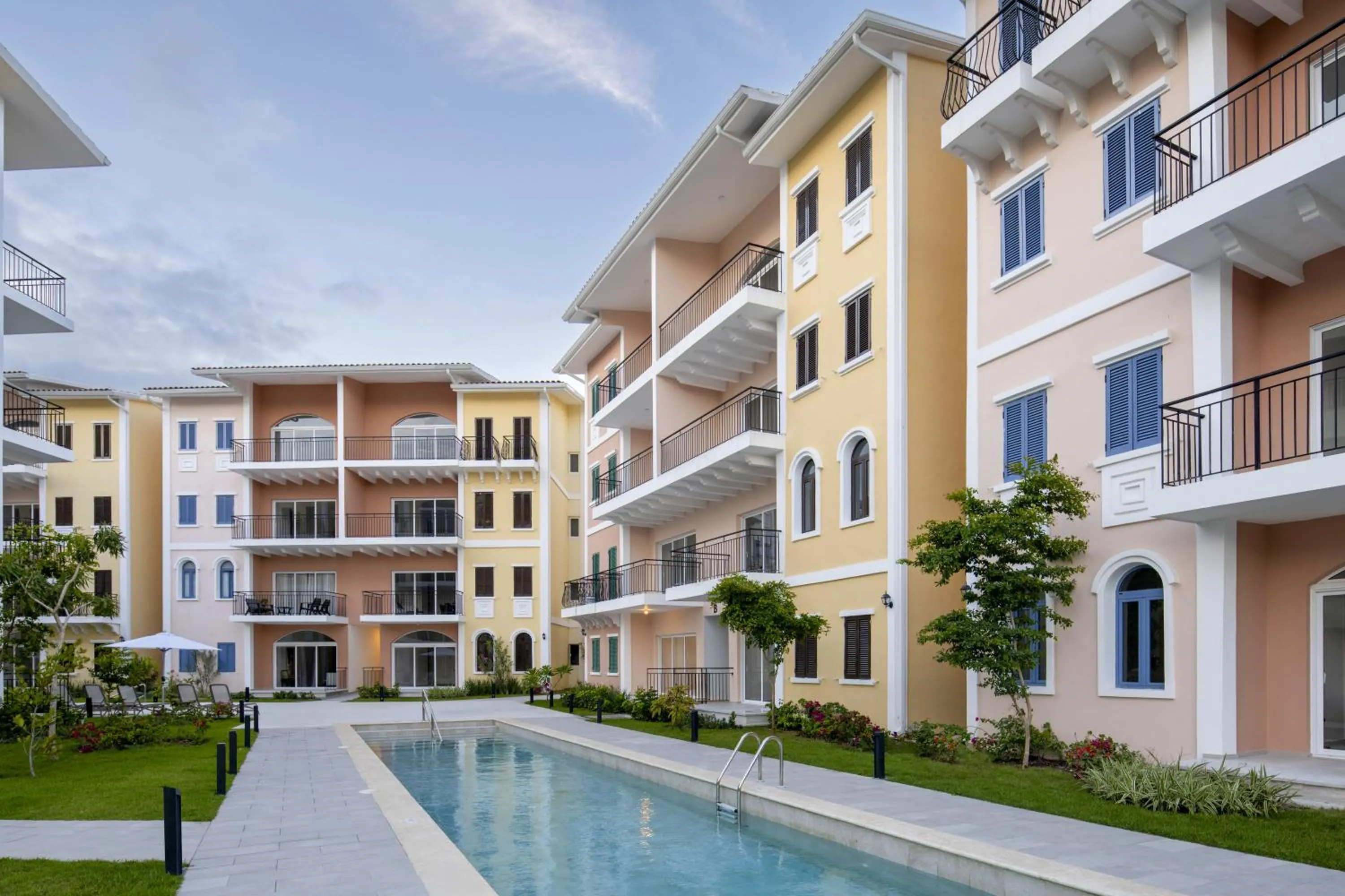 Property building in Reserva Real by Harper