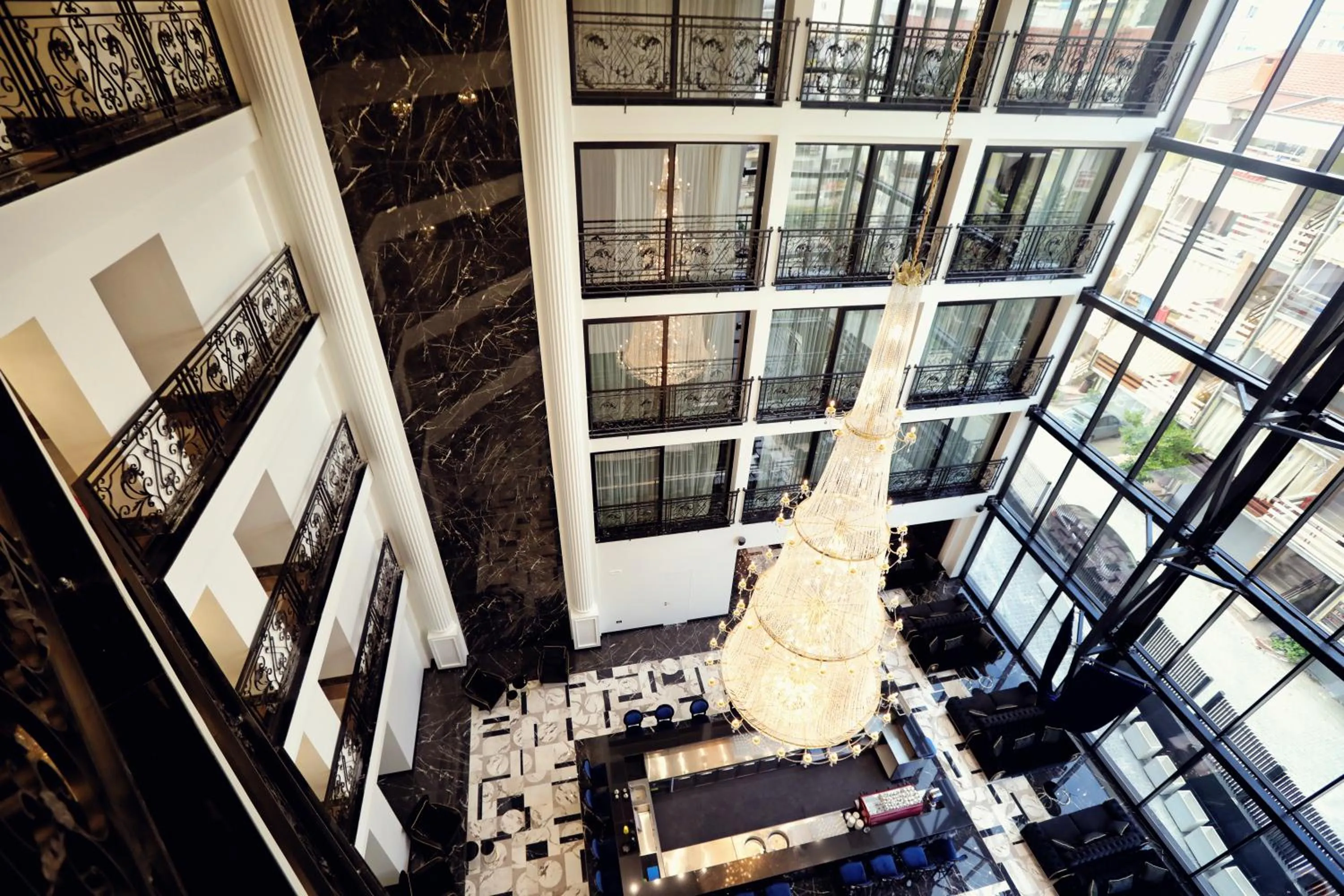 Luxury Premium Finese