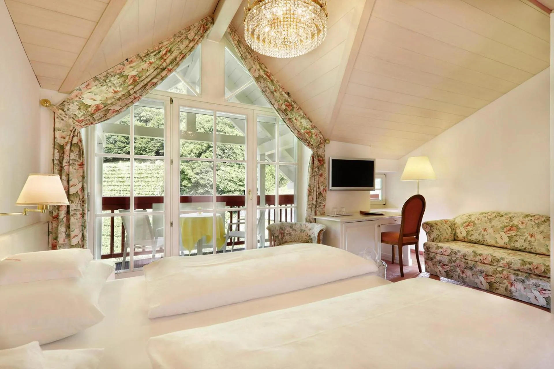 Bedroom in Hotel Mühle Mayer