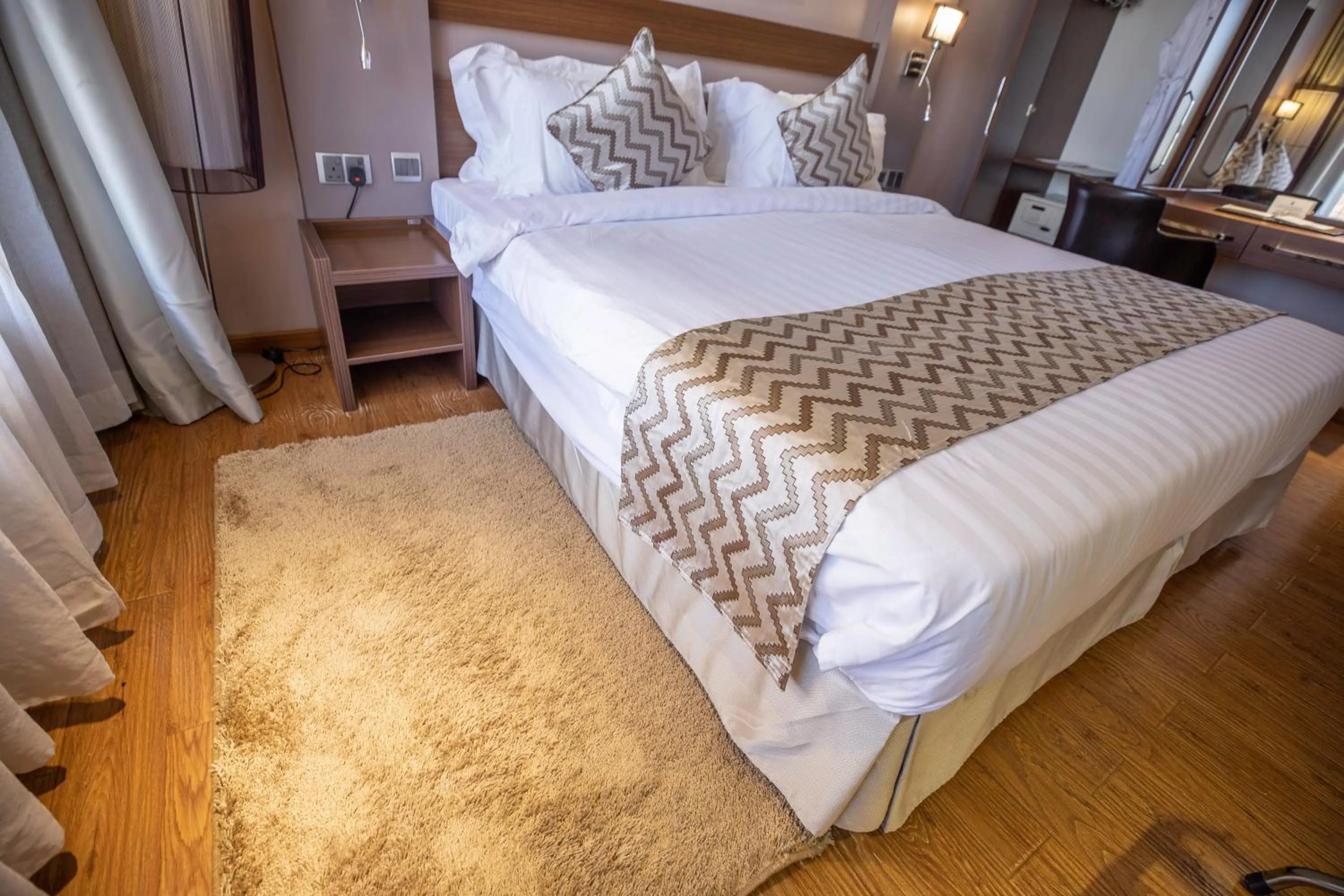 Bedroom, Bed in Ngong Hills Hotel