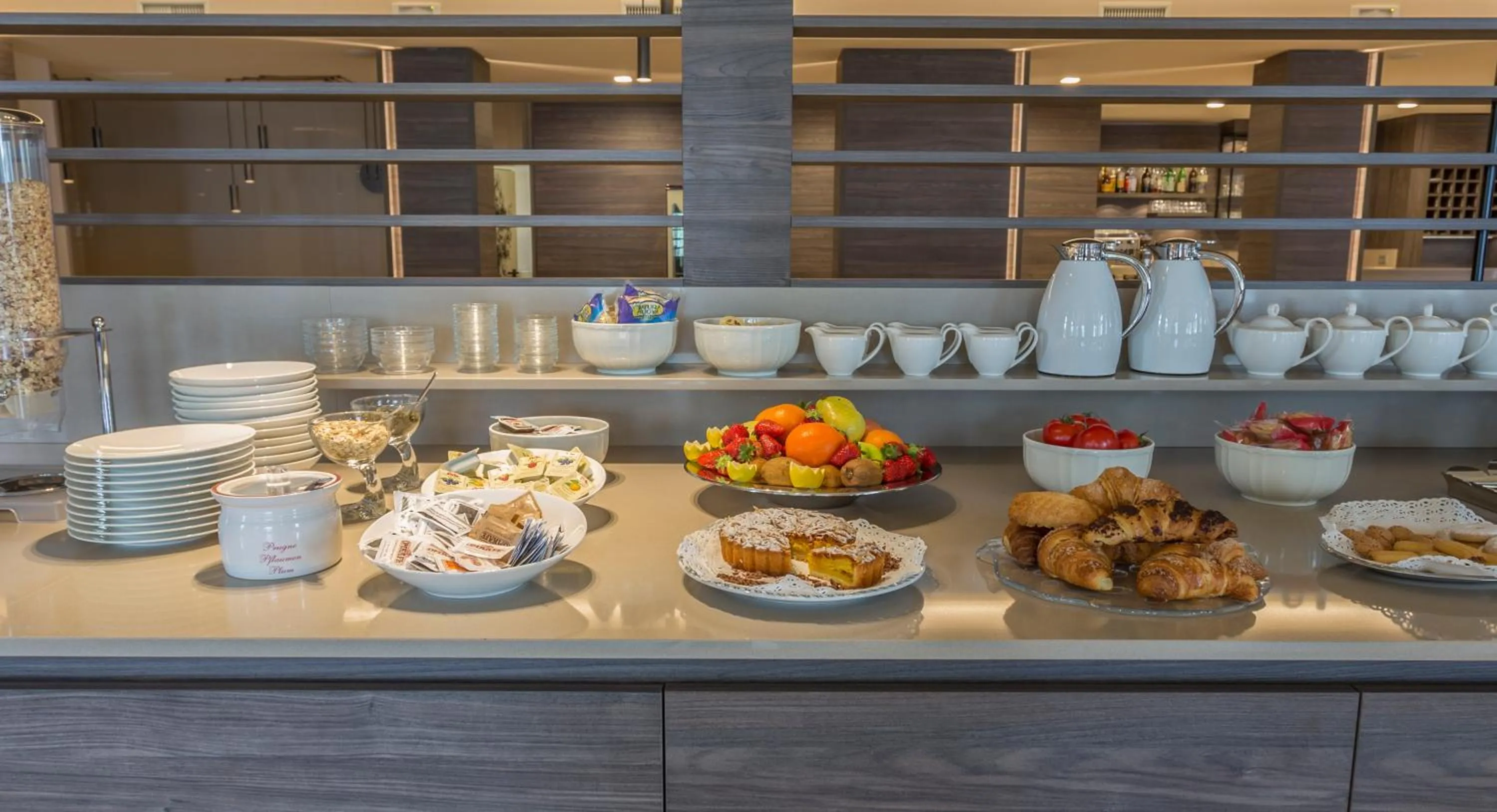 Food and drinks in Hotel Veronesi