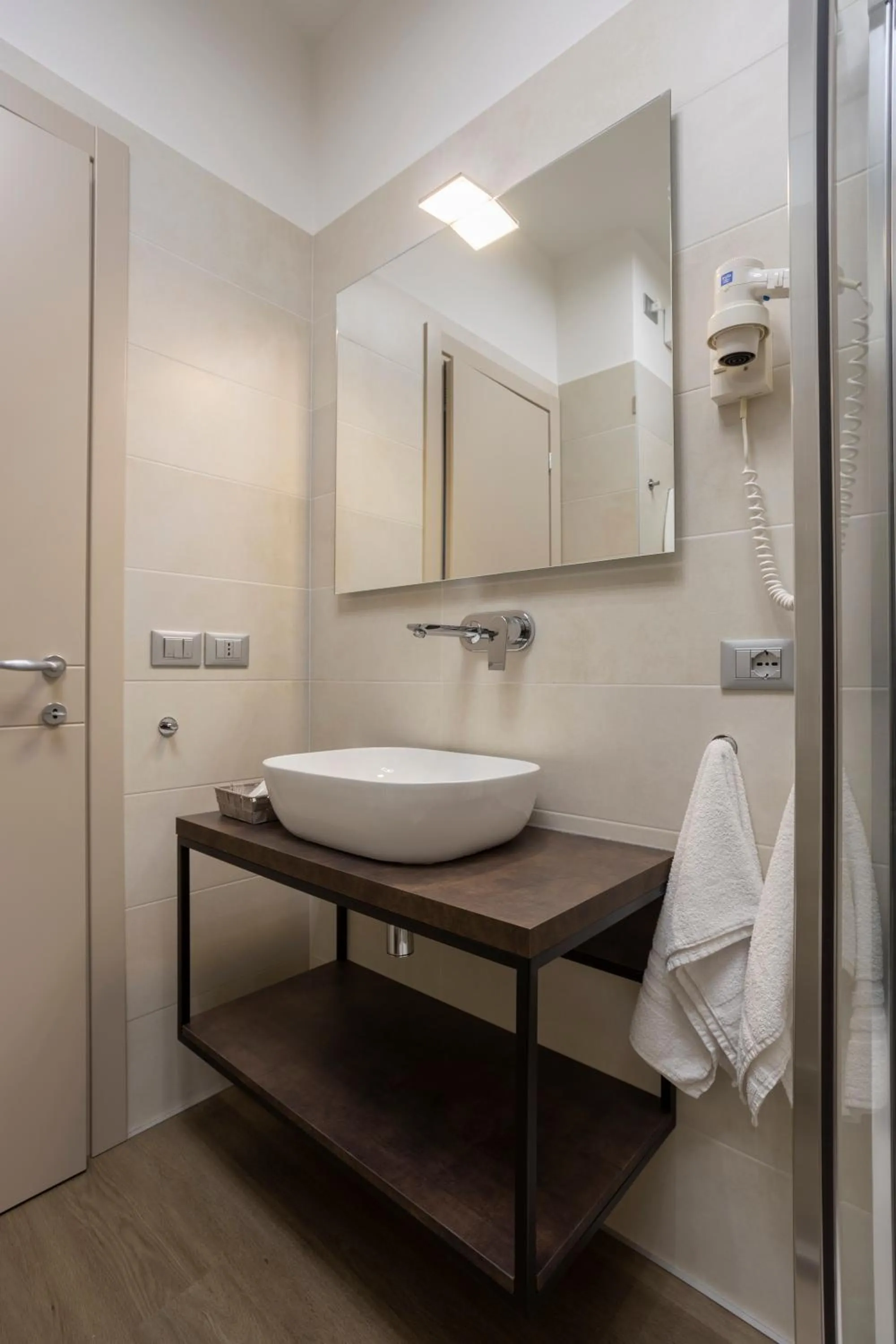 Bathroom in Hotel Veronesi