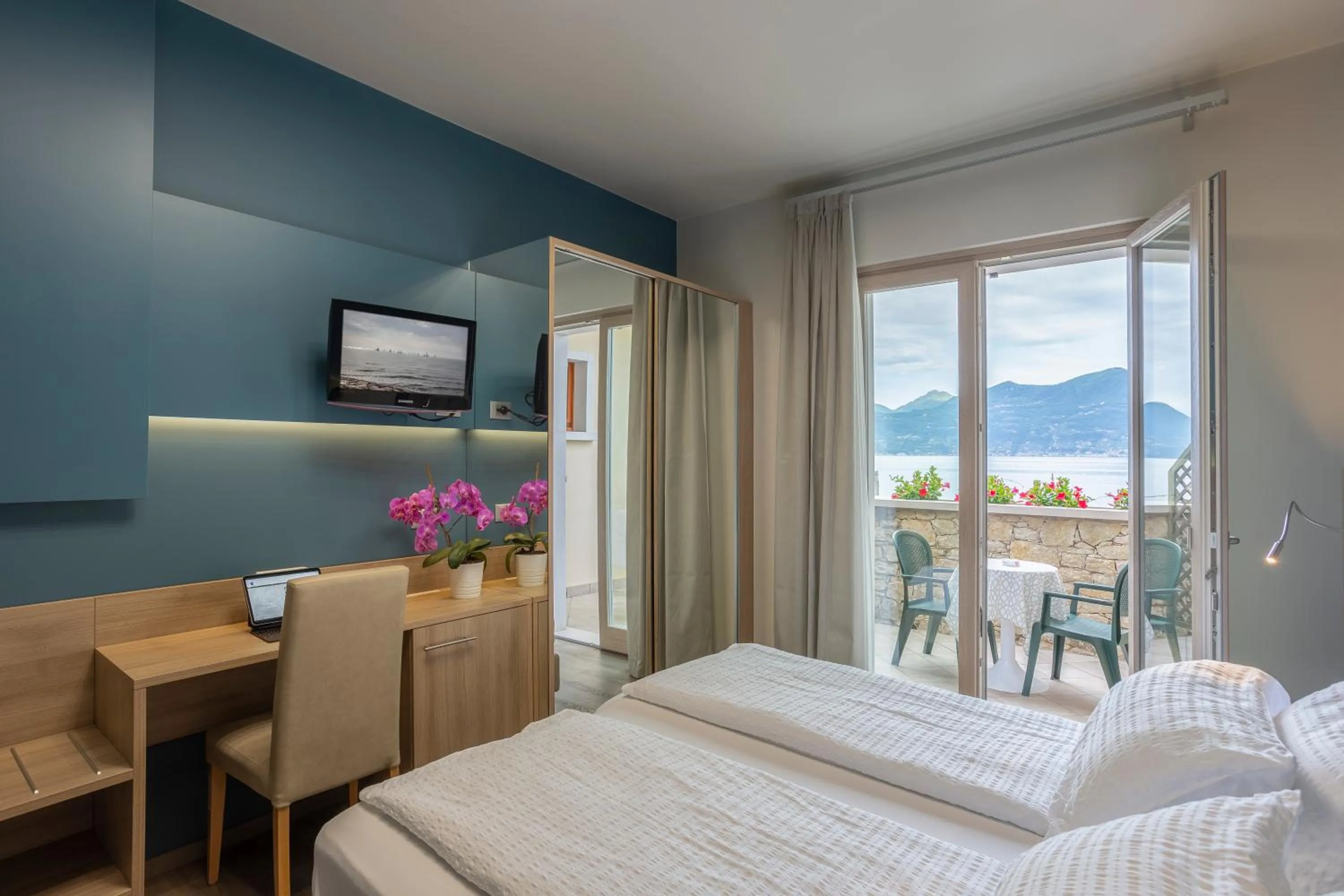 Bedroom, Bed in Hotel Veronesi