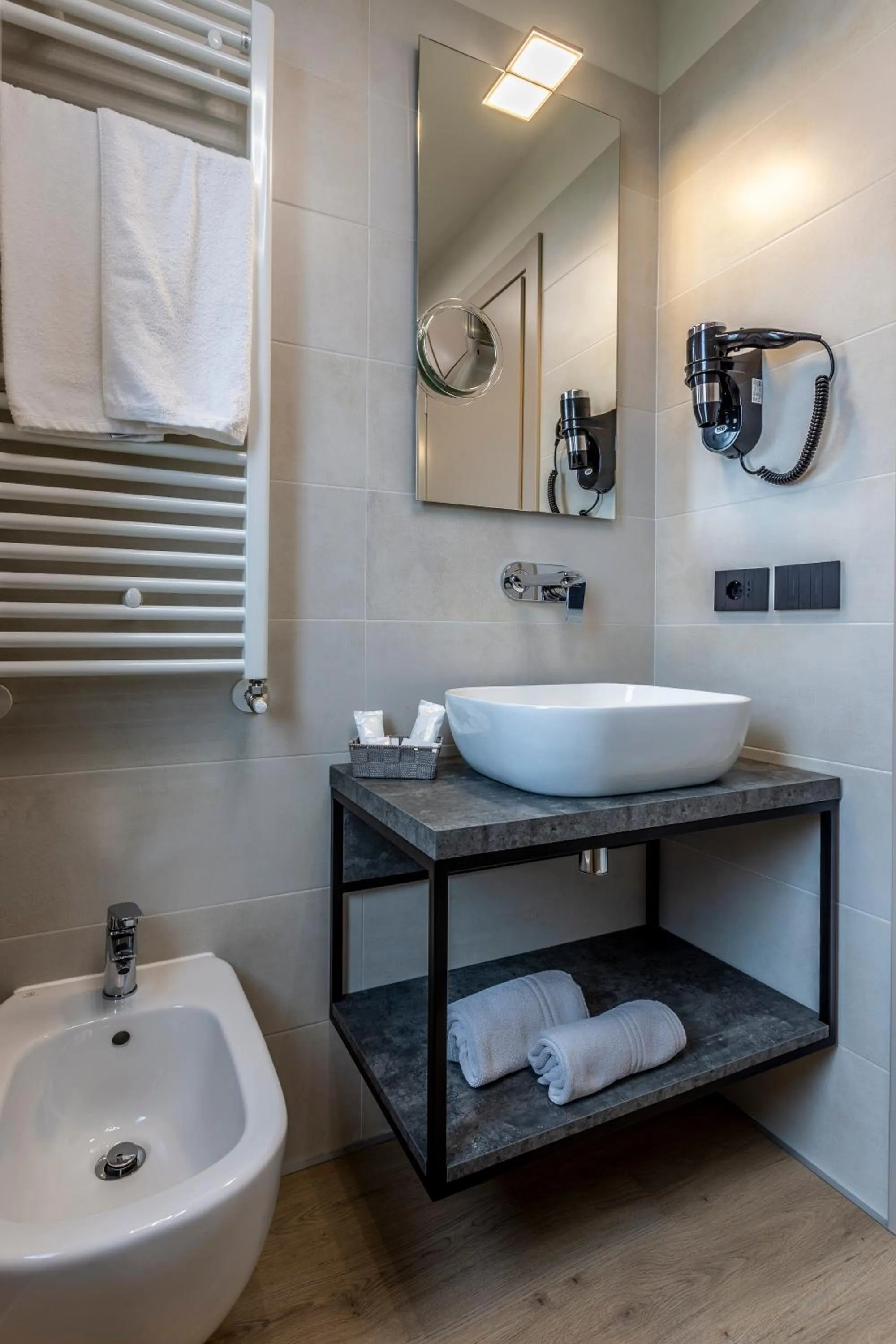 Bathroom in Hotel Veronesi