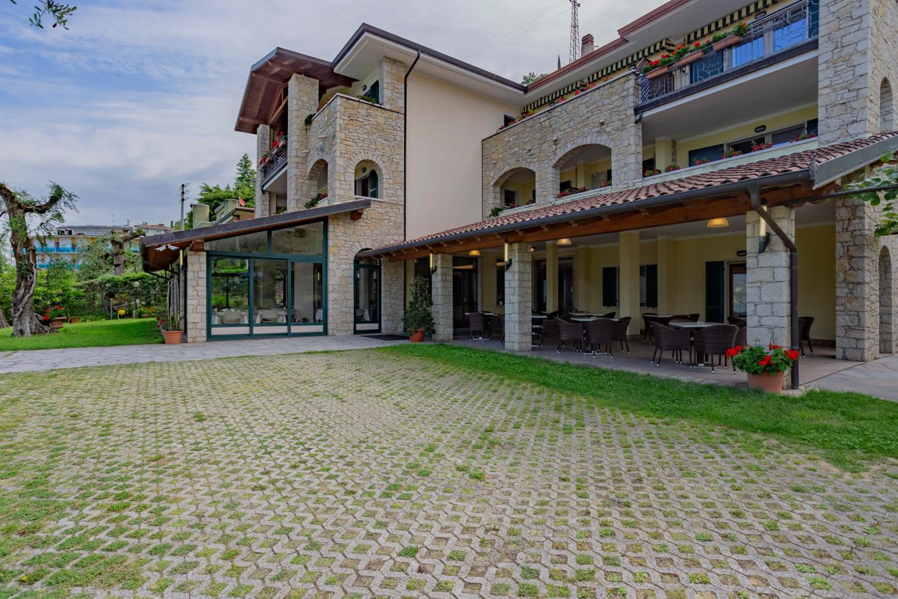 Property building in Hotel Veronesi