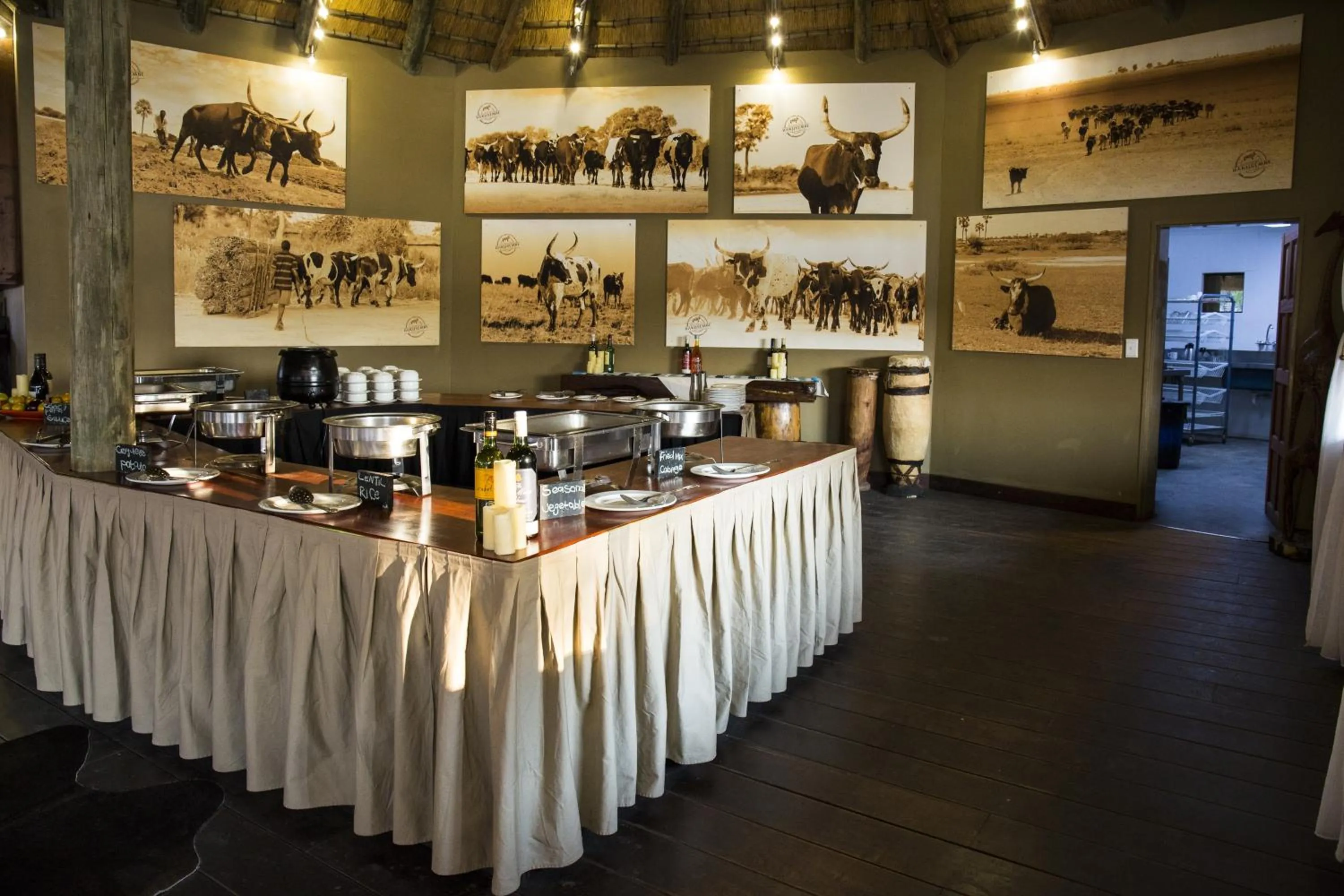 Restaurant/places to eat in Gondwana Hakusembe River Lodge