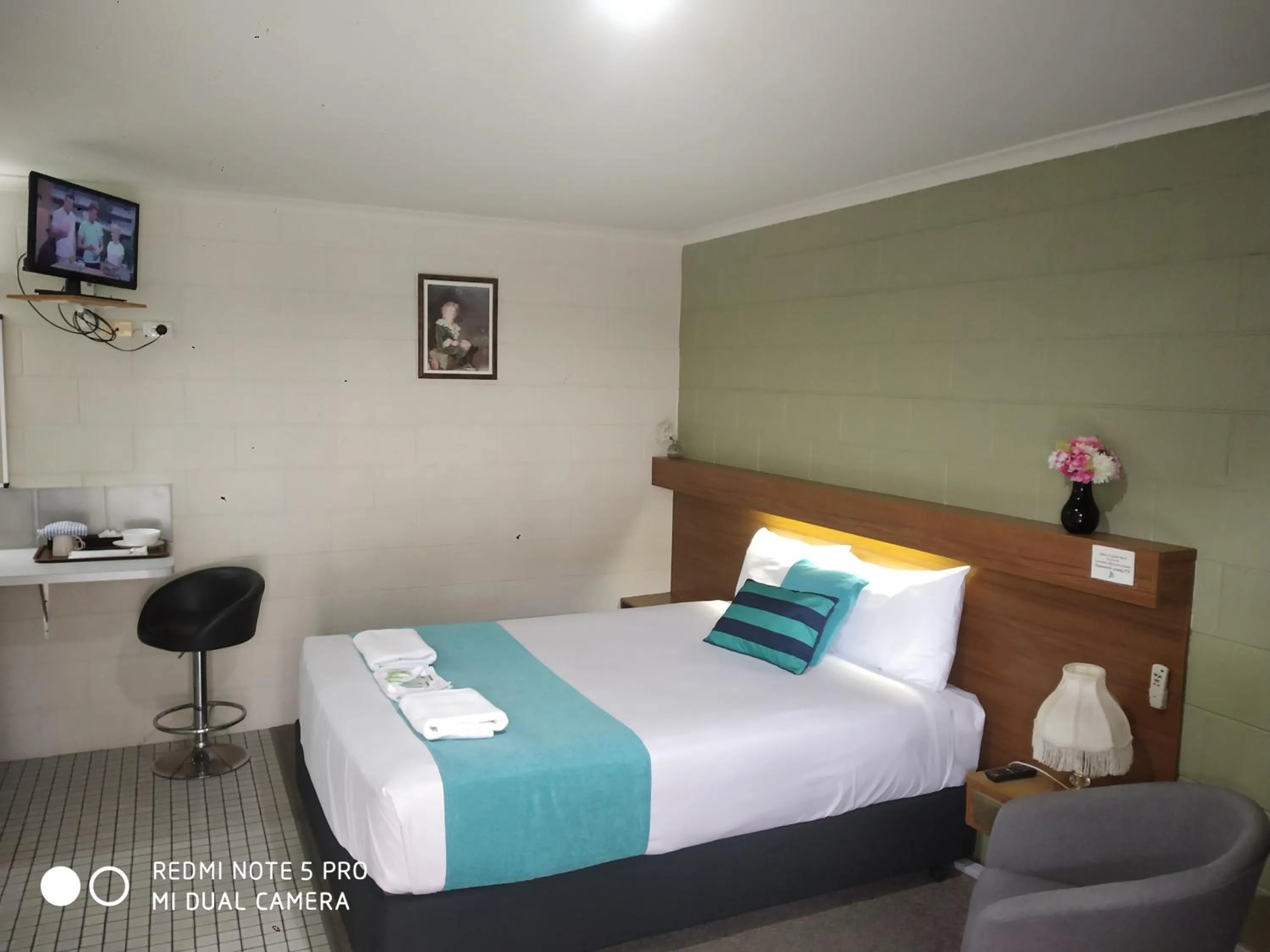 Bedroom, Bed in Albury Central Motel