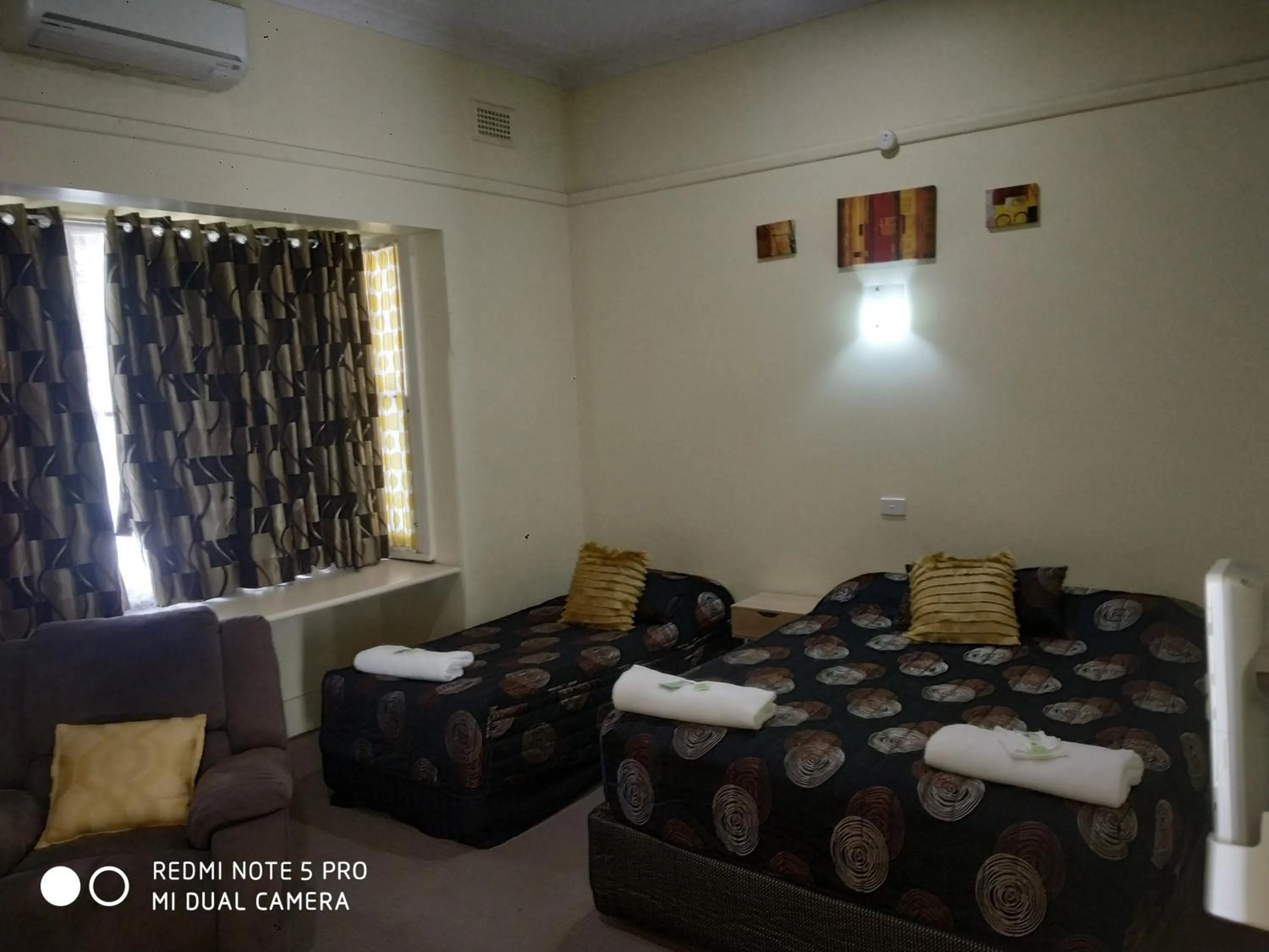 Bed in Albury Central Motel