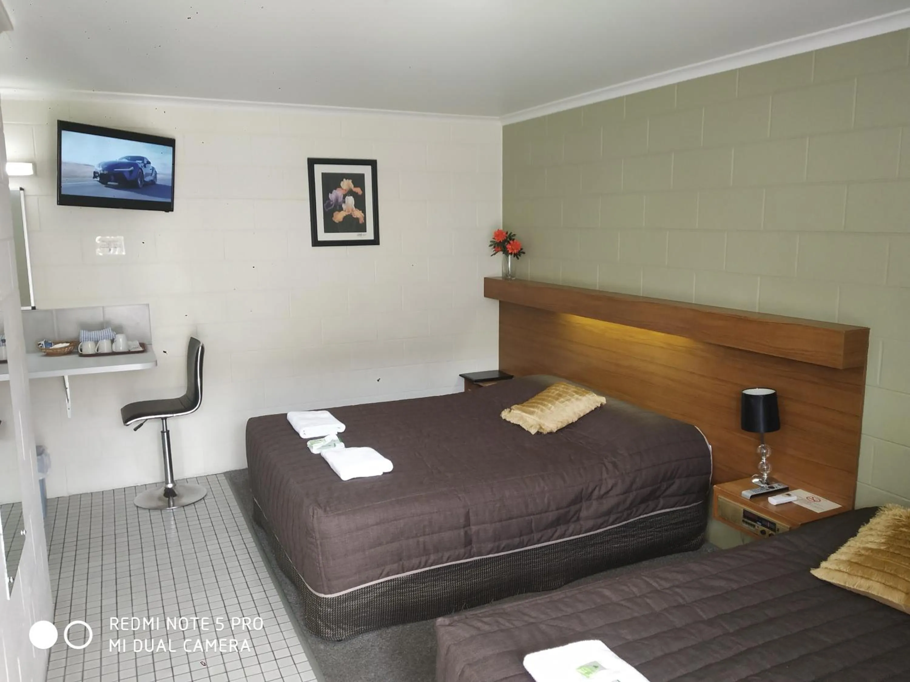 Bed in Albury Central Motel
