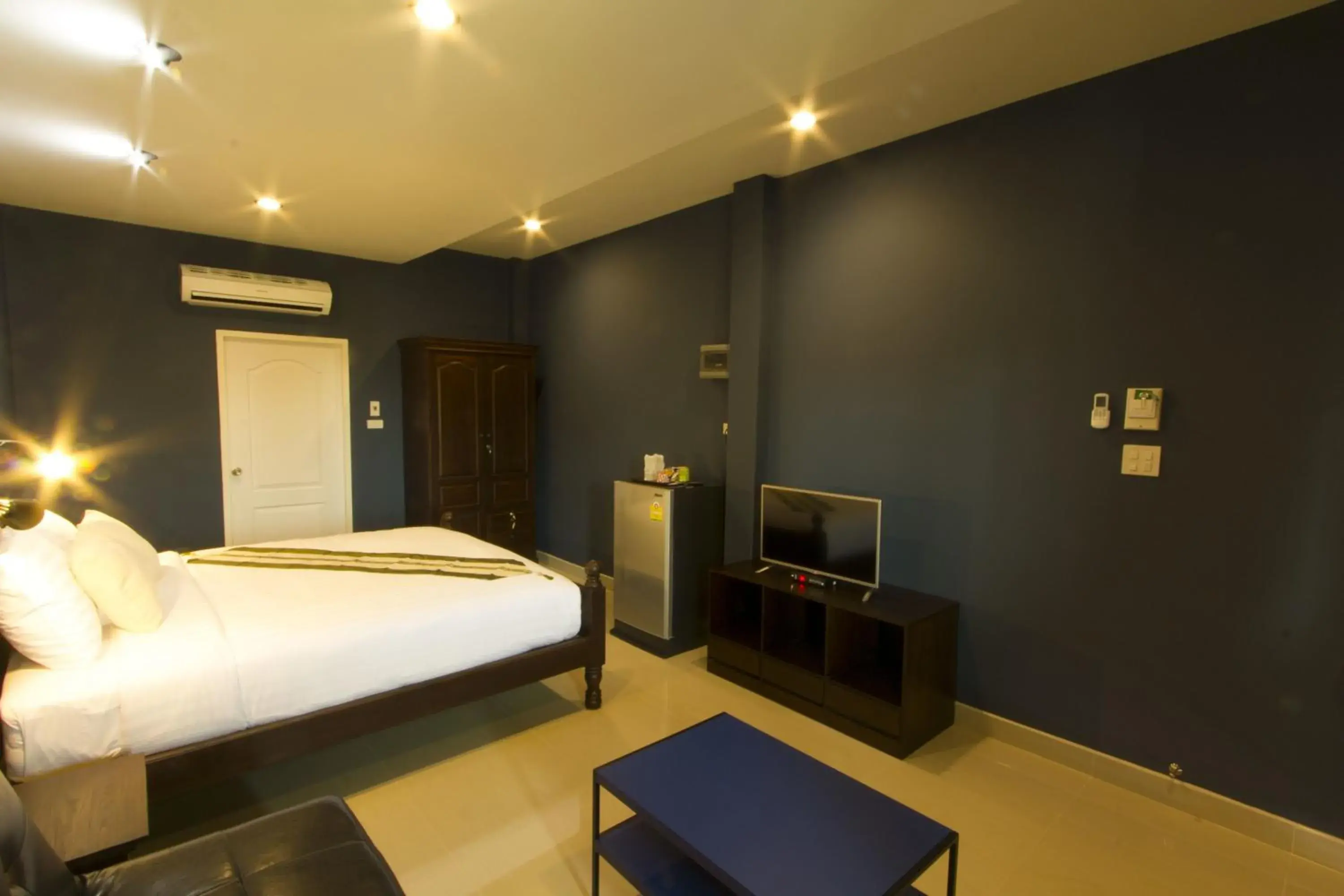 Photo of the whole room, Bed in The Rise Resort Photo of the whole room, Bed in The Rise Resort