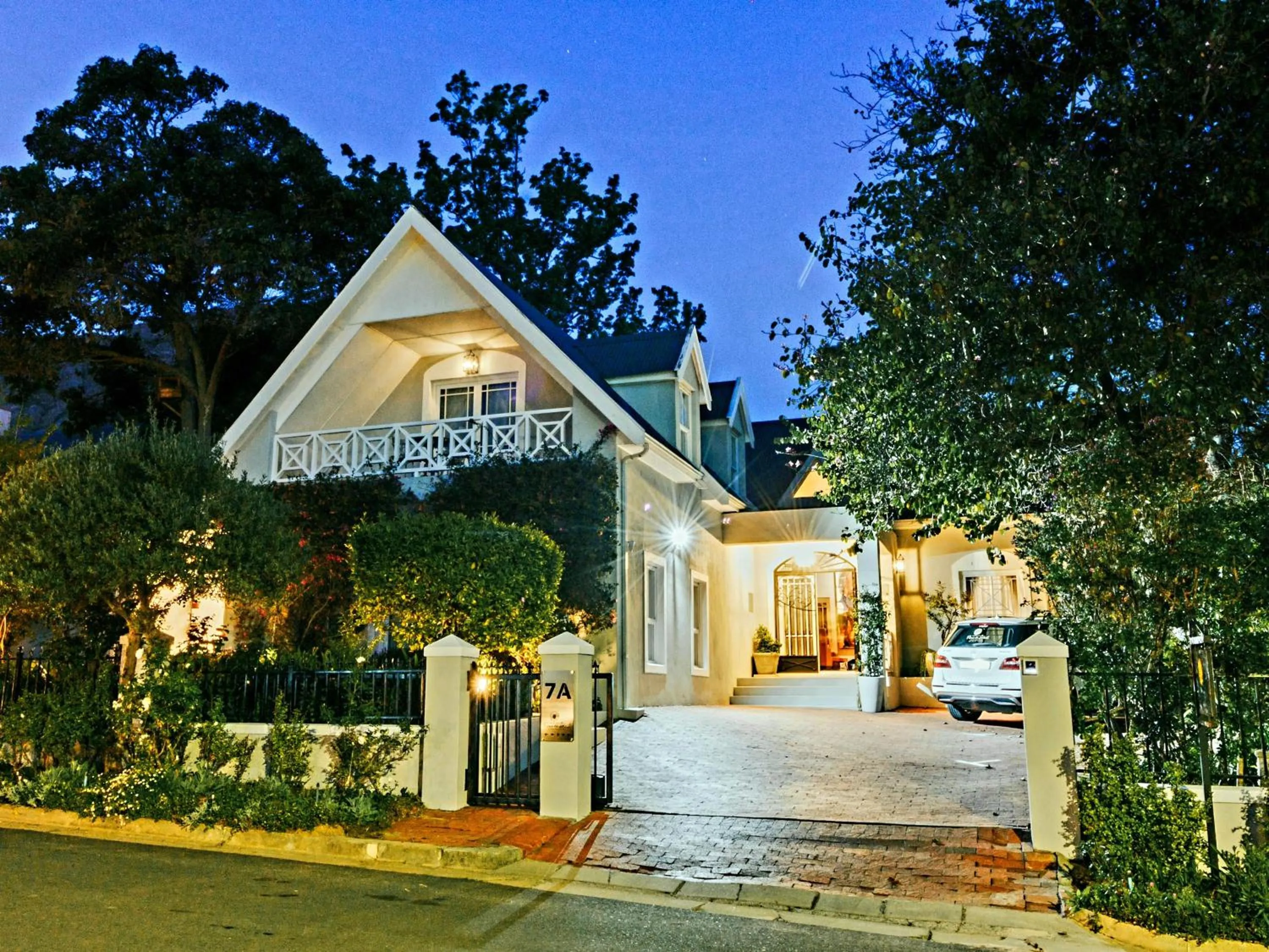 Facade/entrance in Fleur du Soleil Luxury Guesthouse