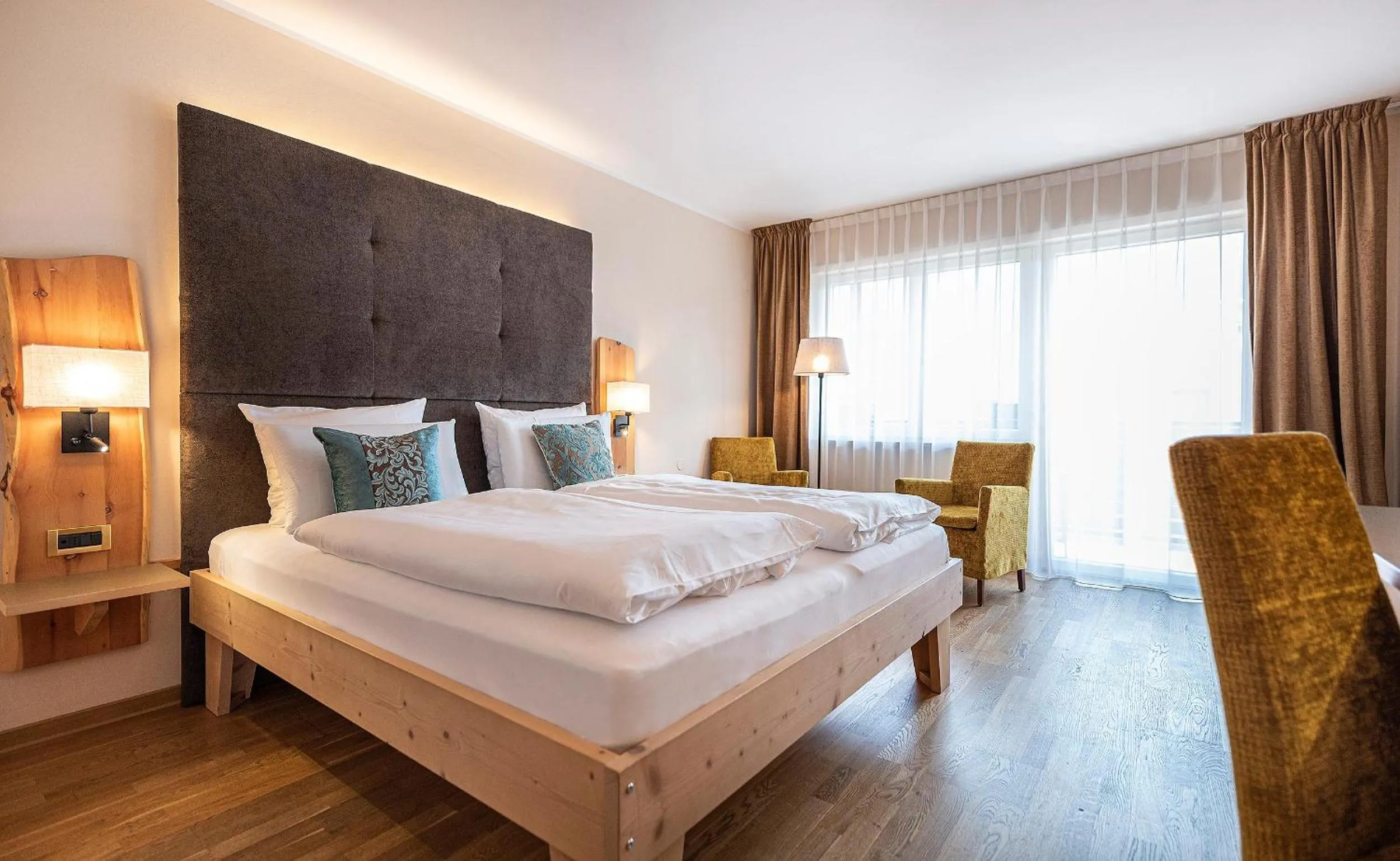 Communal lounge/ TV room, Bed in Vitalpina Hotel Waldhof