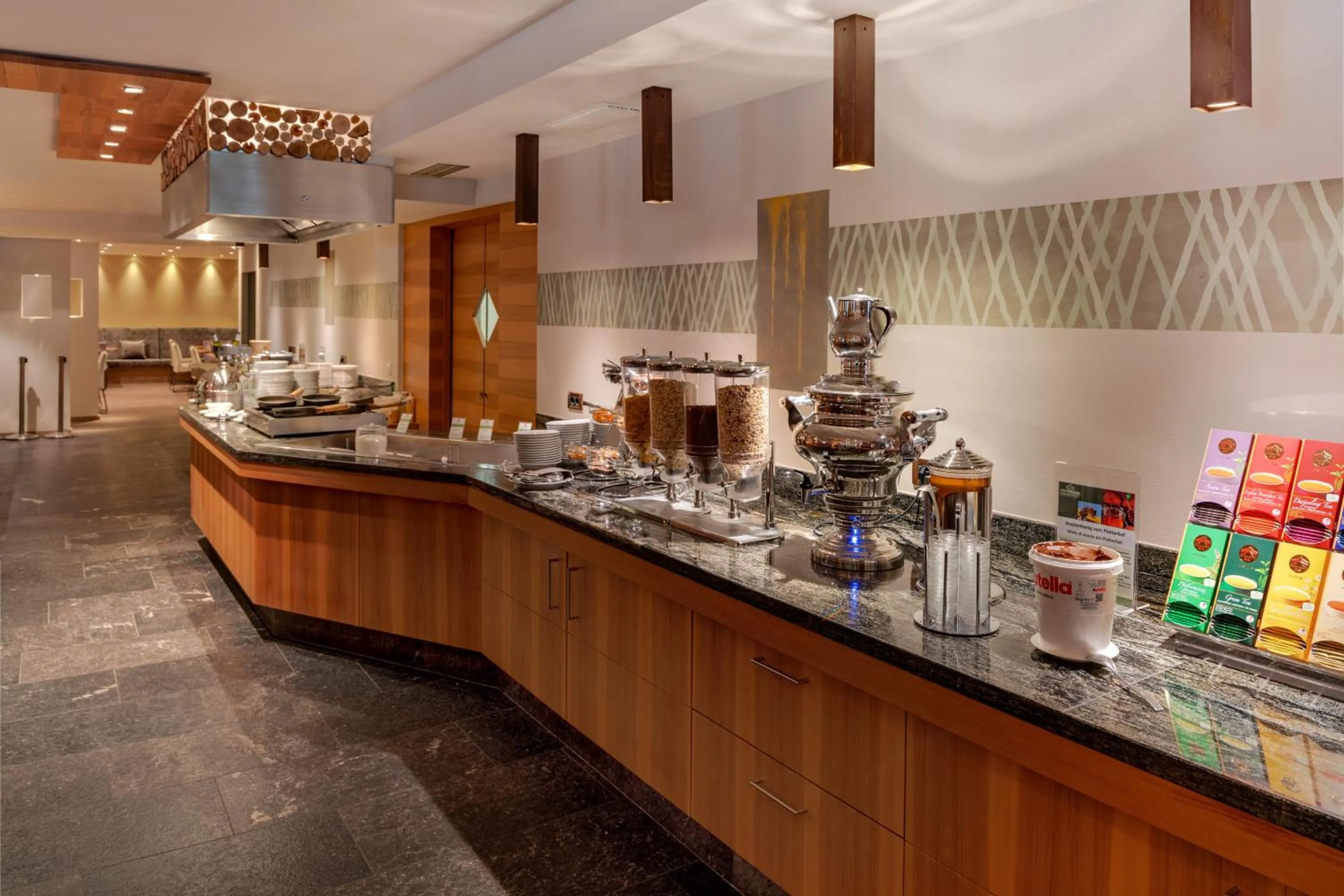 Restaurant/places to eat in Vitalpina Hotel Waldhof