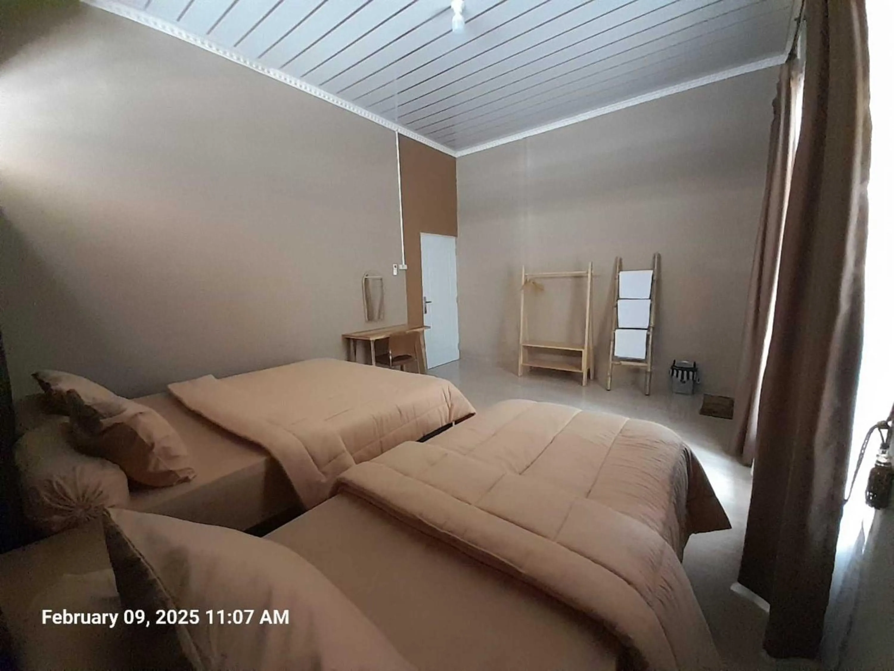 Bedroom, Bed in Griya Al Mukmin Guesthouse Syariah