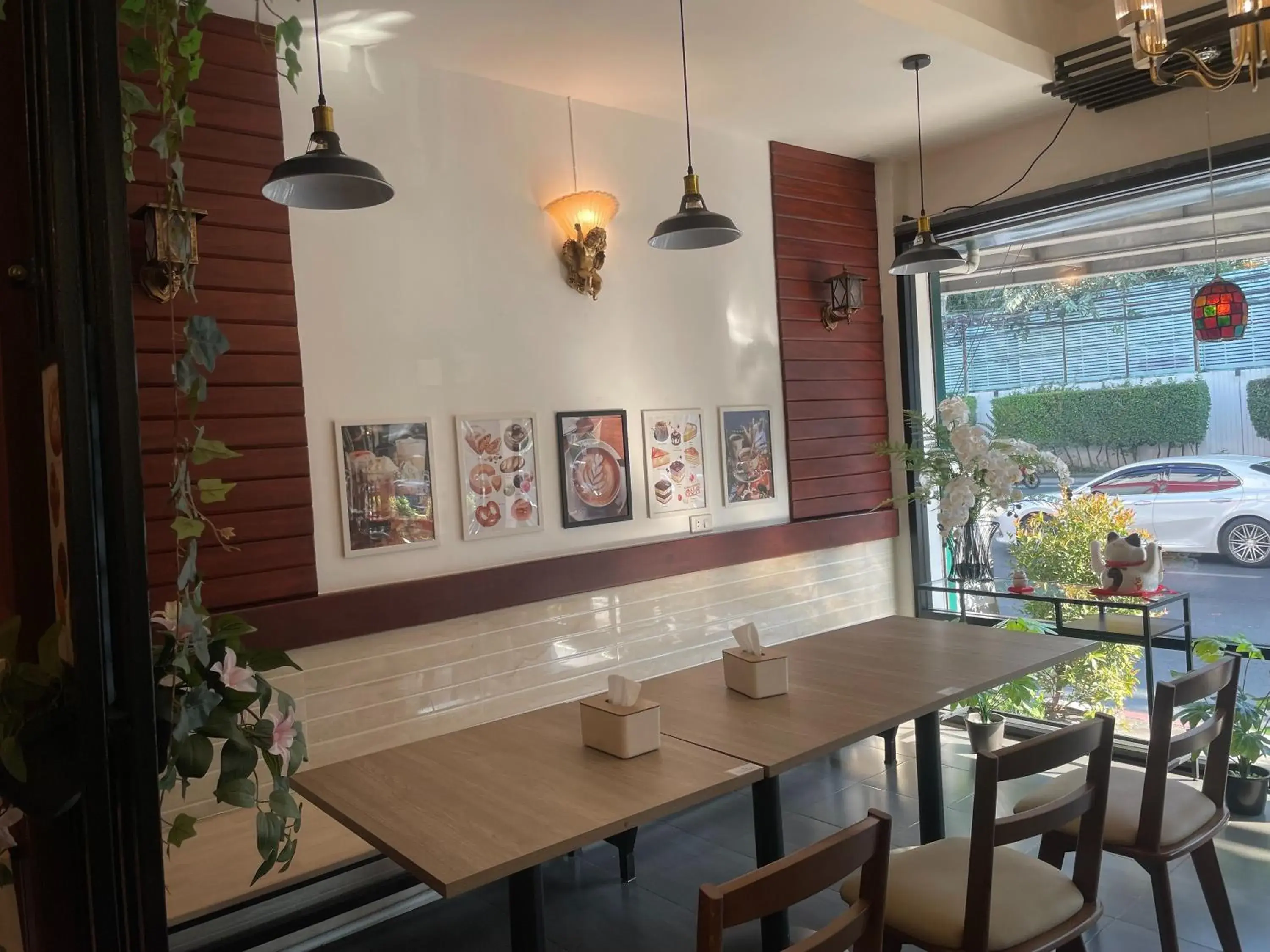 Restaurant/places to eat in M3 Bangkok Bake & Bed Restaurant/places to eat in M3 Bangkok Bake & Bed