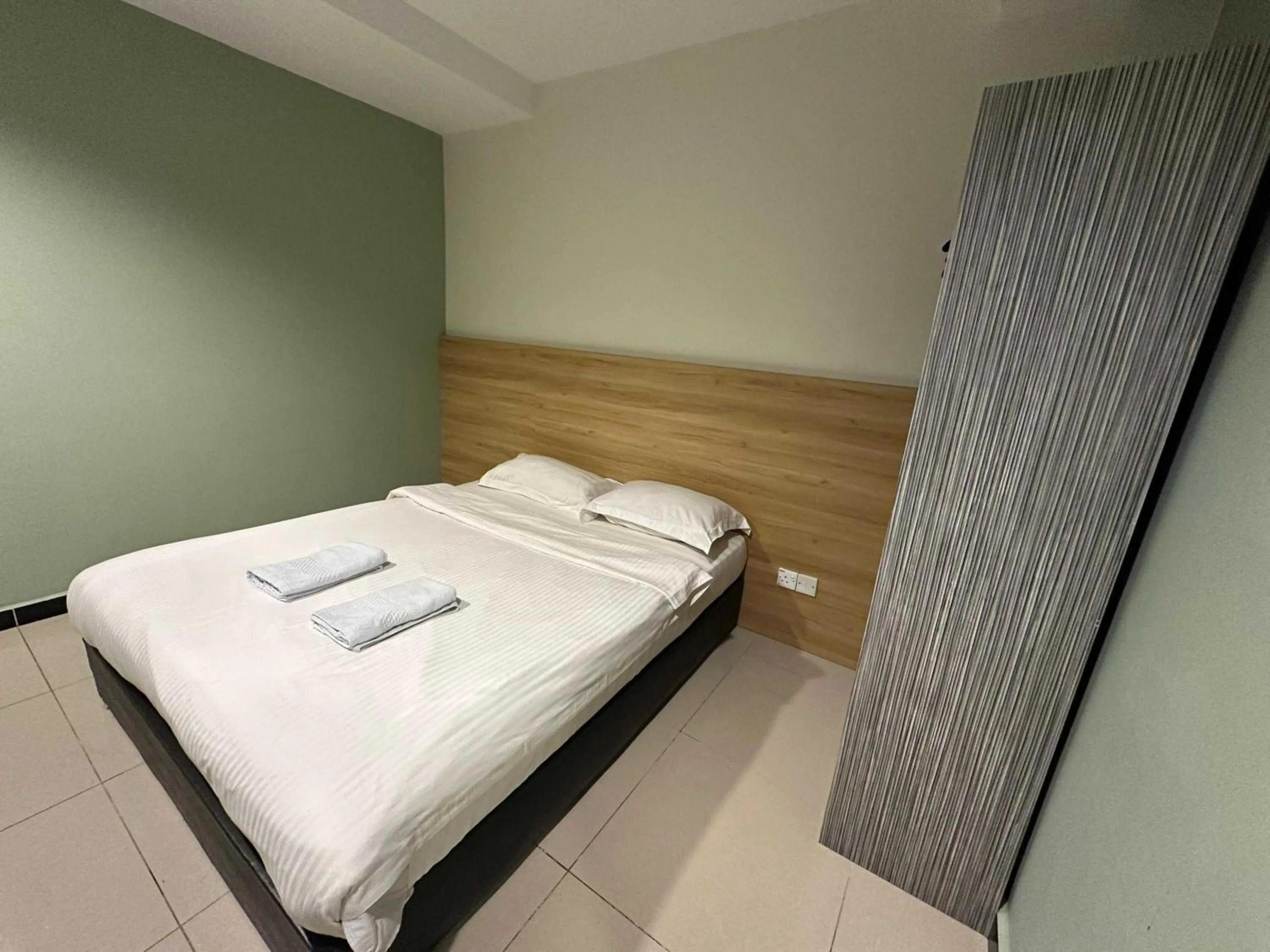 Bed in Hotel O Rainfield Inn