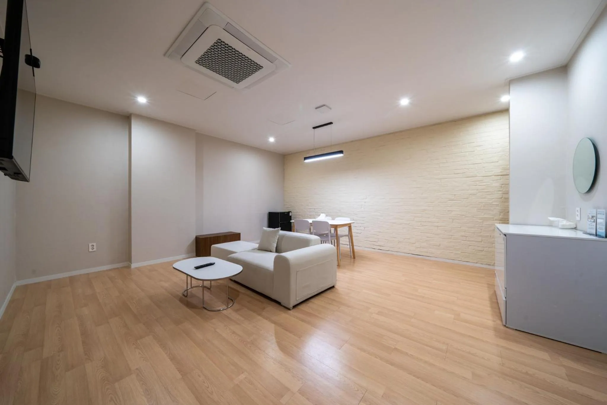 Seating area in GOYU Hotel