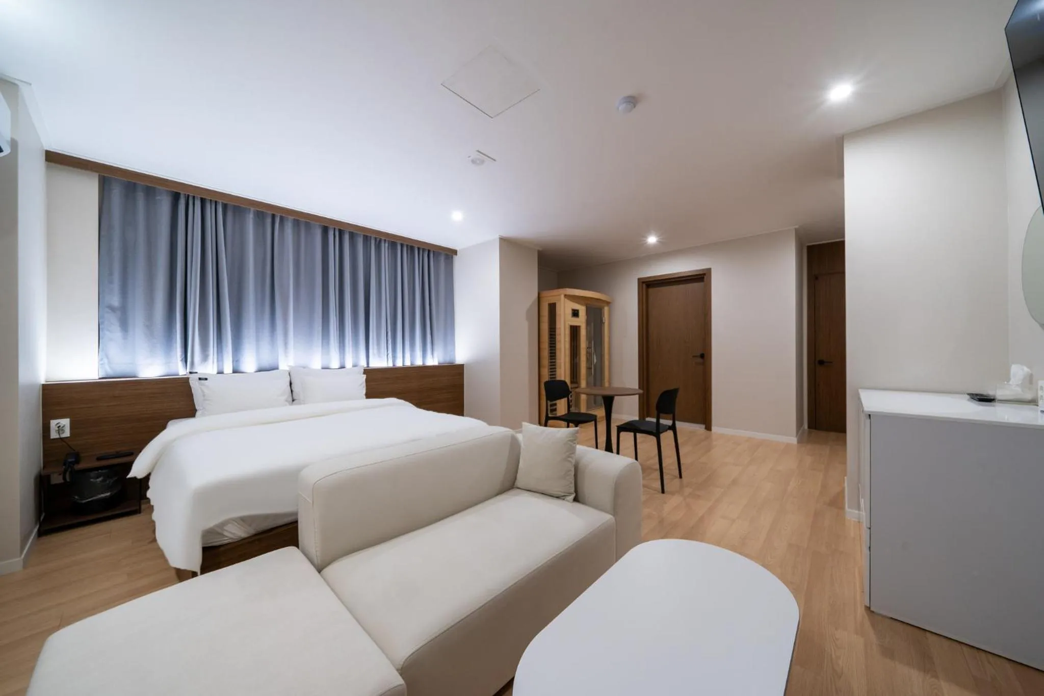 Decorative detail, Bed in GOYU Hotel