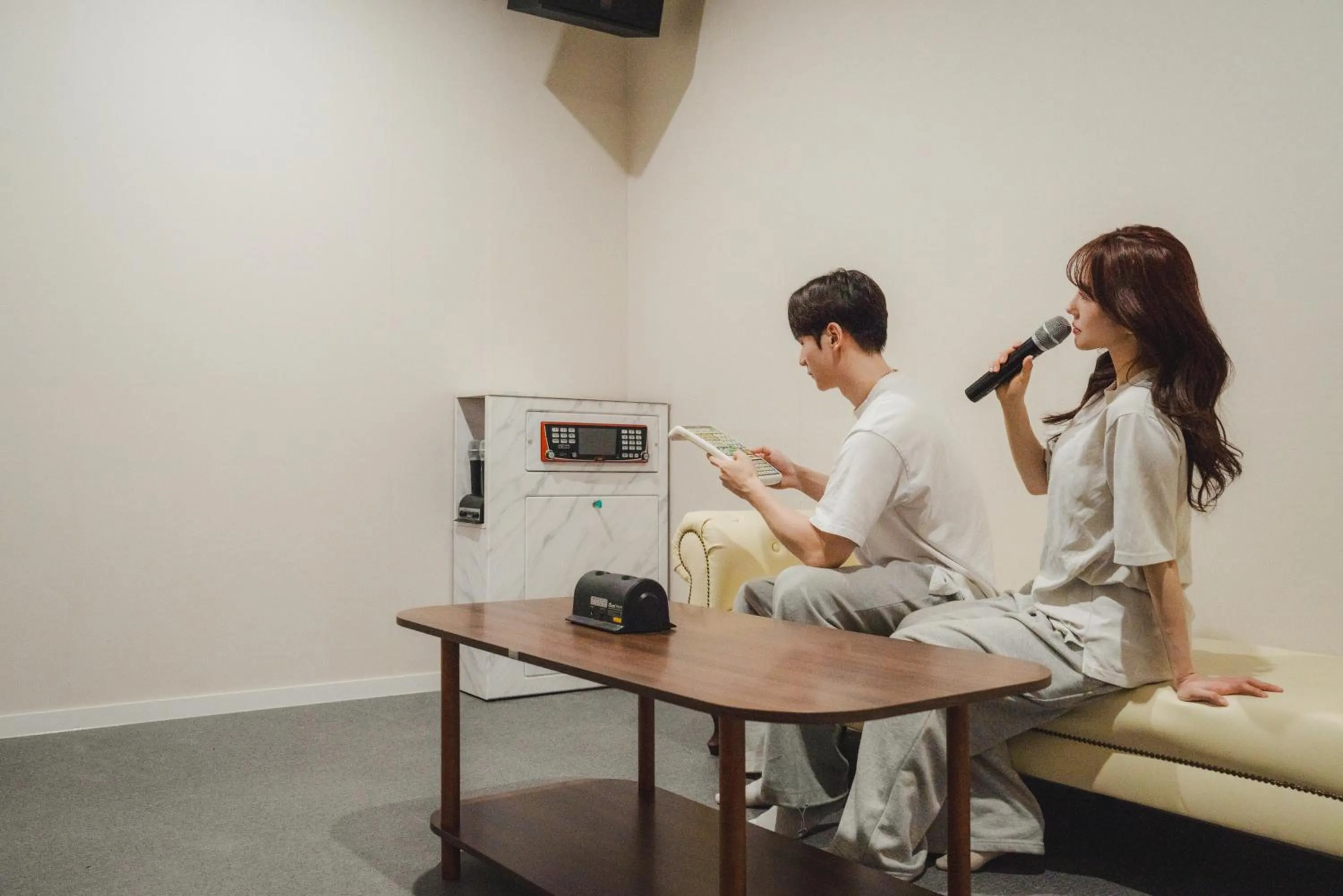 Karaoke in GOYU Hotel