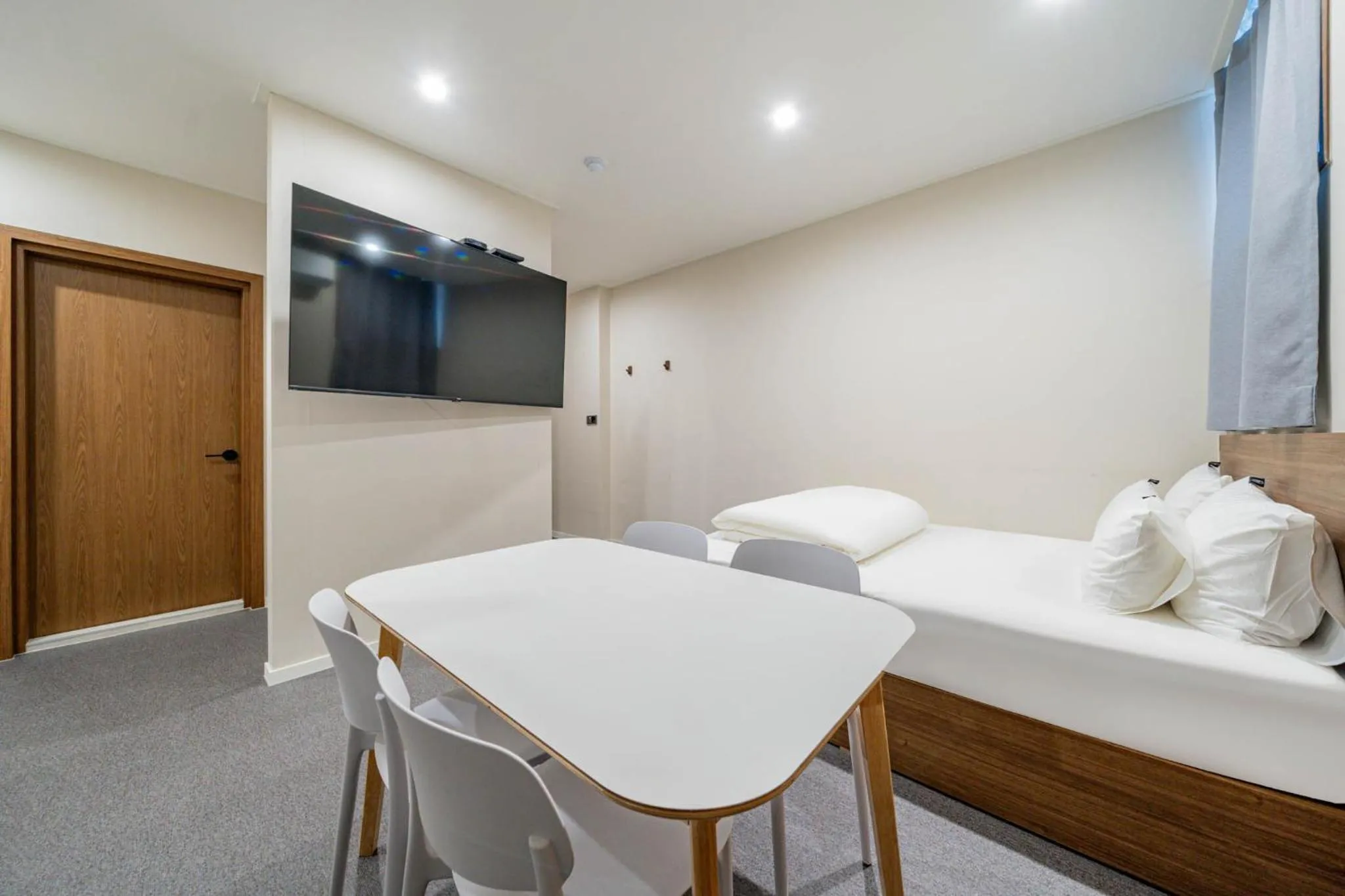 Meals, Bed in GOYU Hotel
