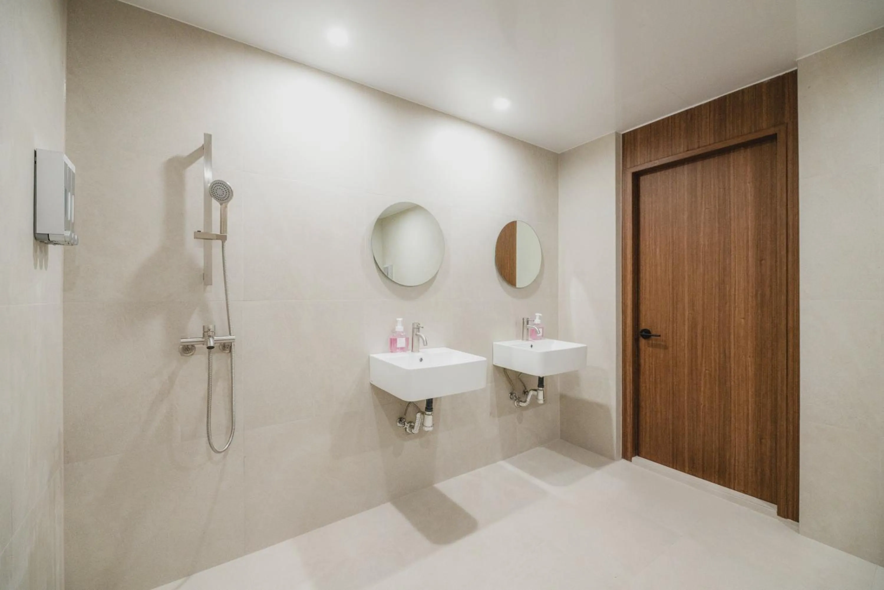 Bathroom in GOYU Hotel